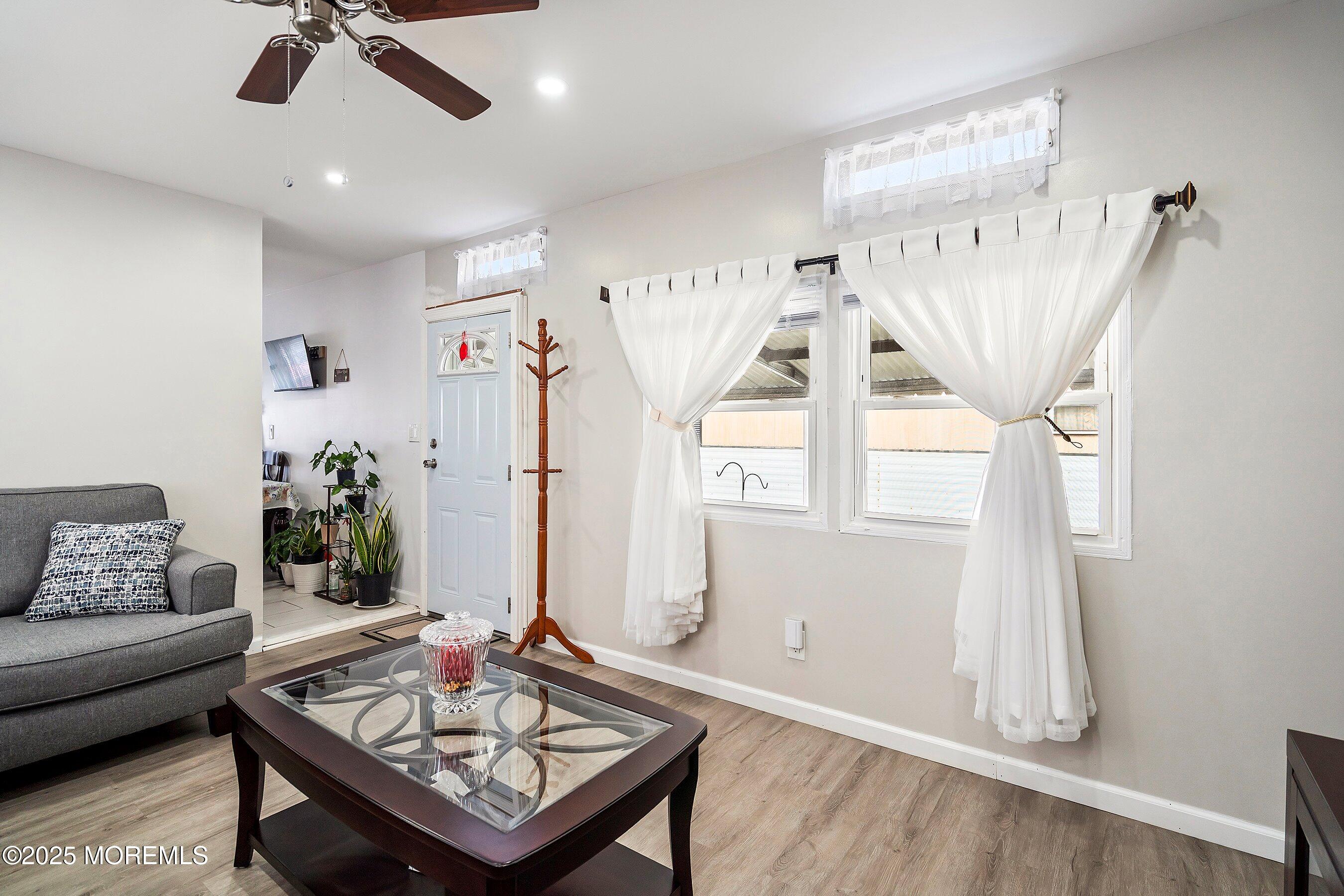 239 Lane C, Hazlet, New Jersey image 8