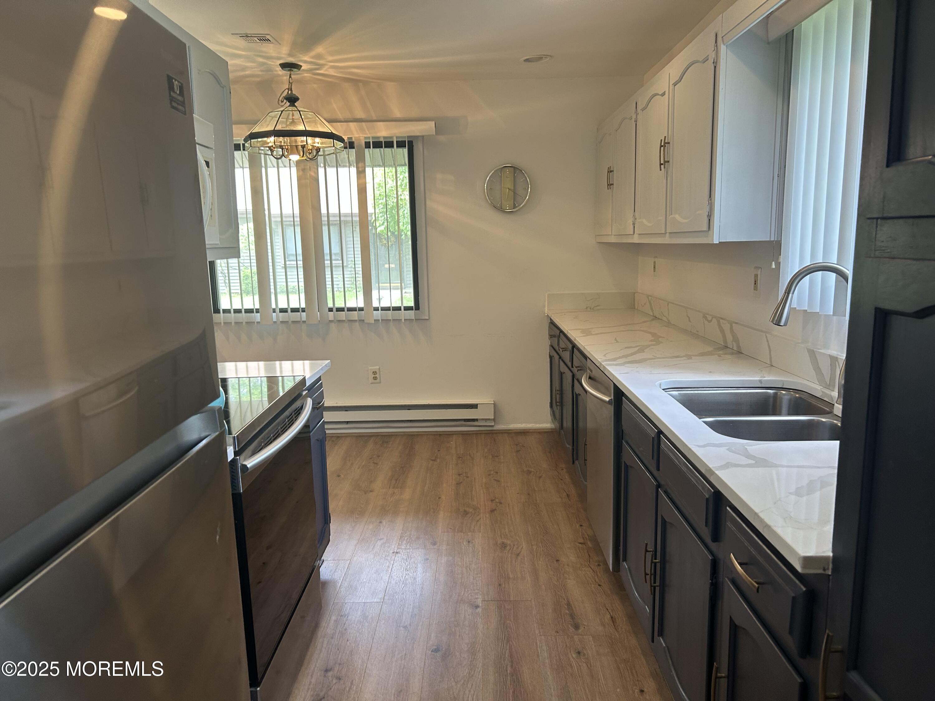 12 Medford Court, Red Bank, New Jersey image 9