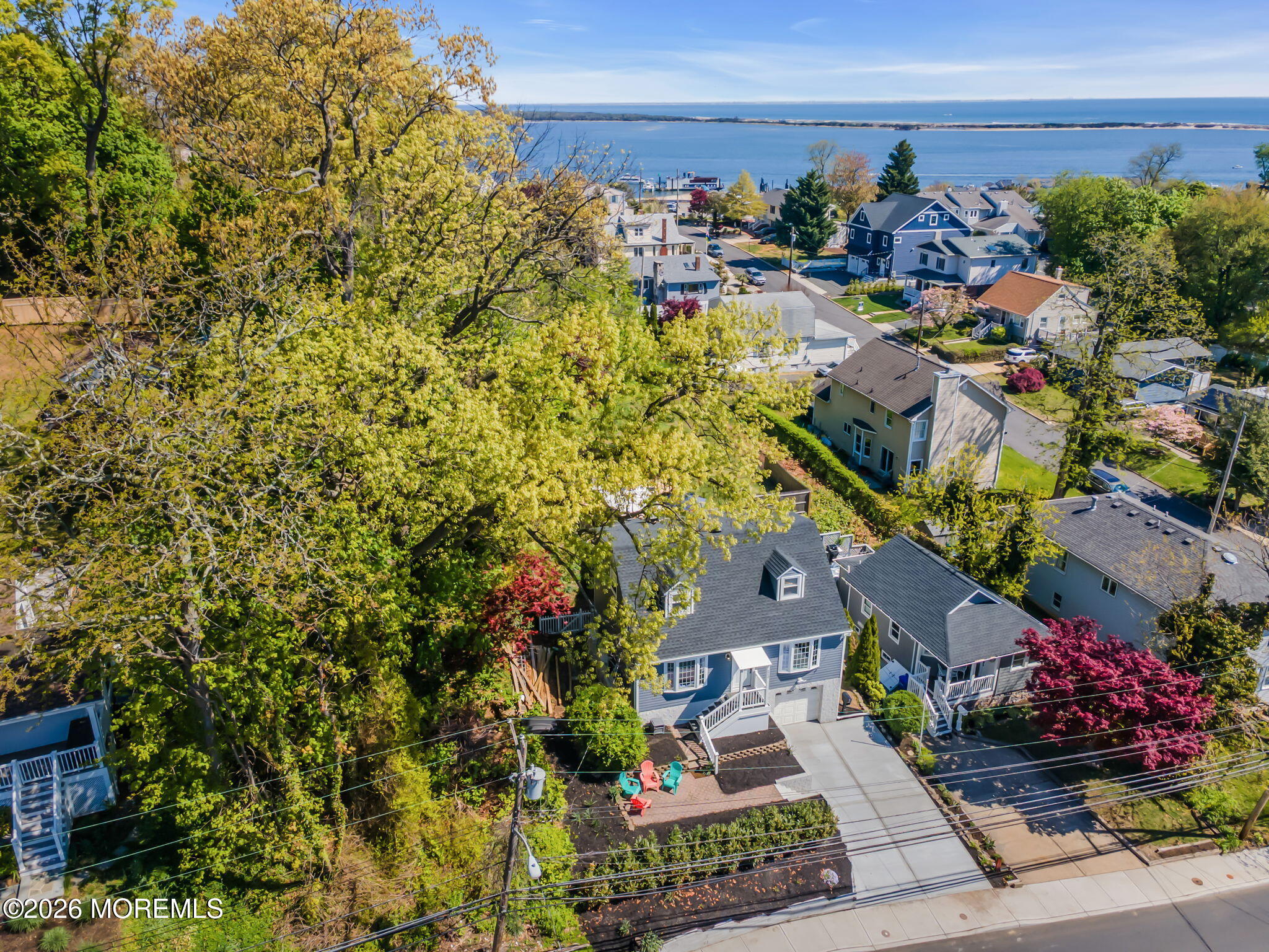 212 Linden Avenue