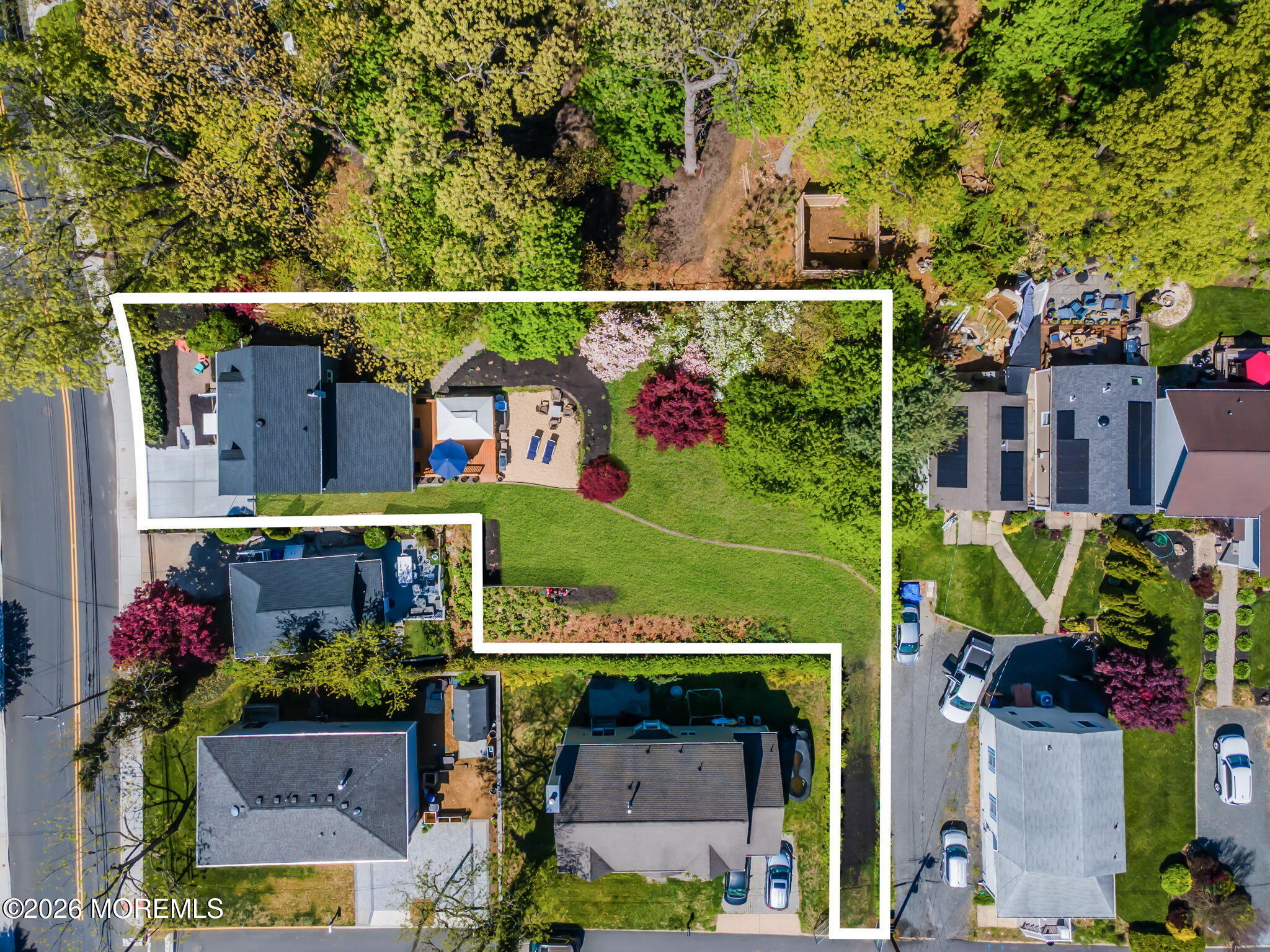 212 Linden Avenue