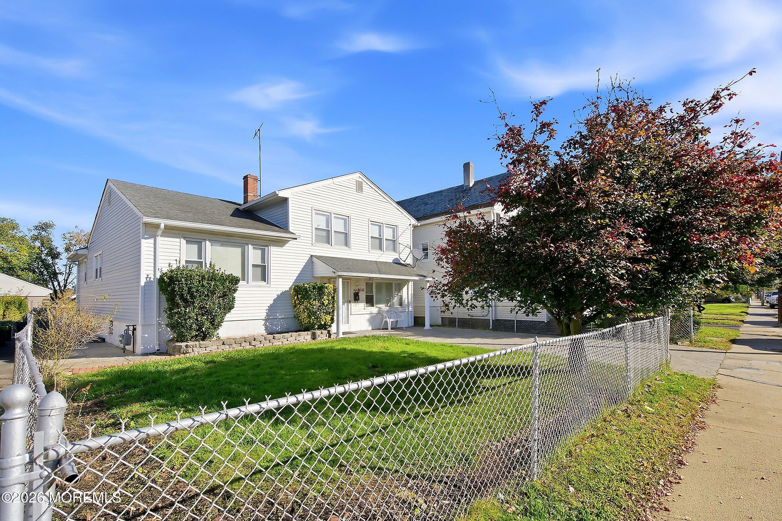 345 Chelsea Avenue