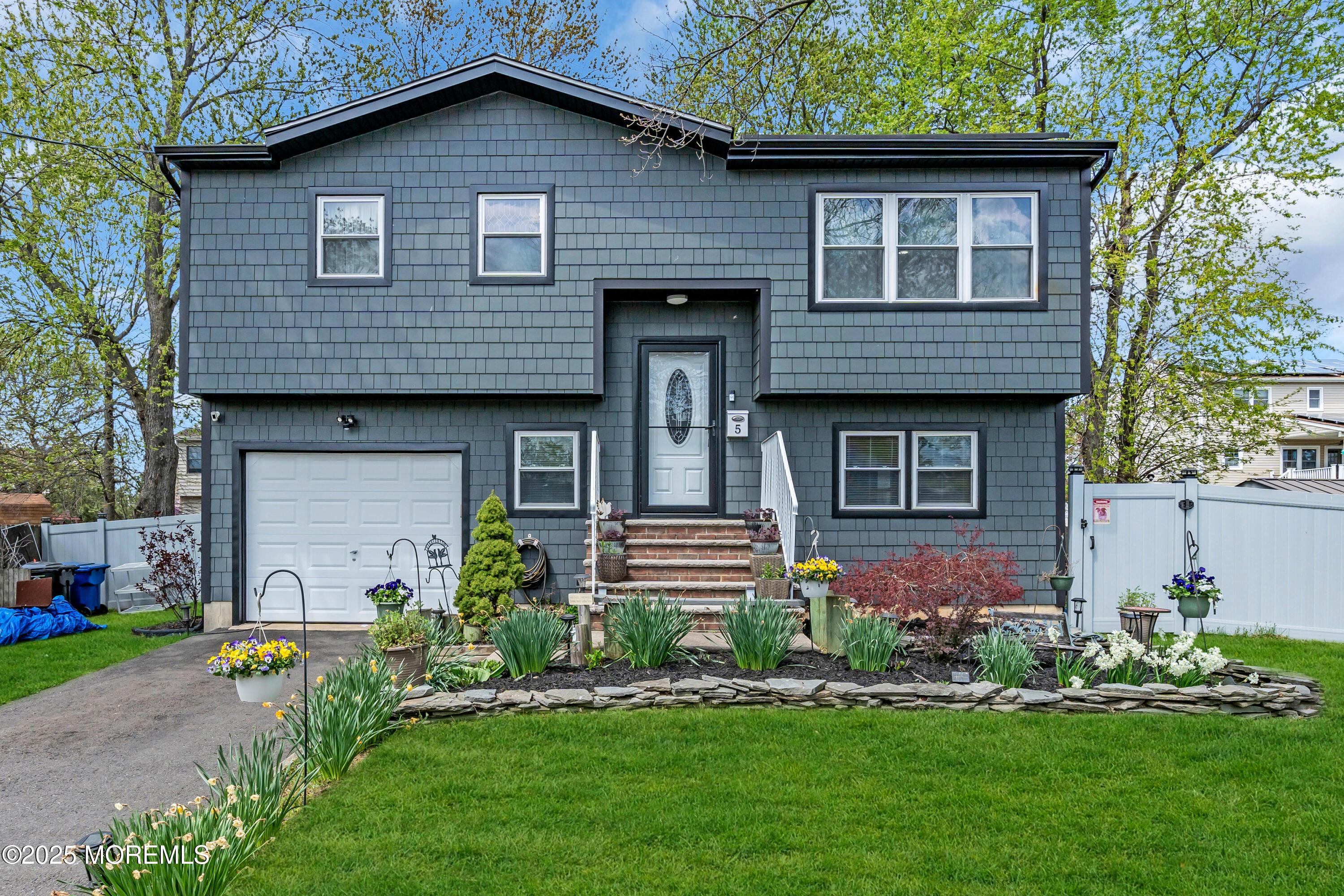 5 Avenue B, Port Monmouth, New Jersey image 2