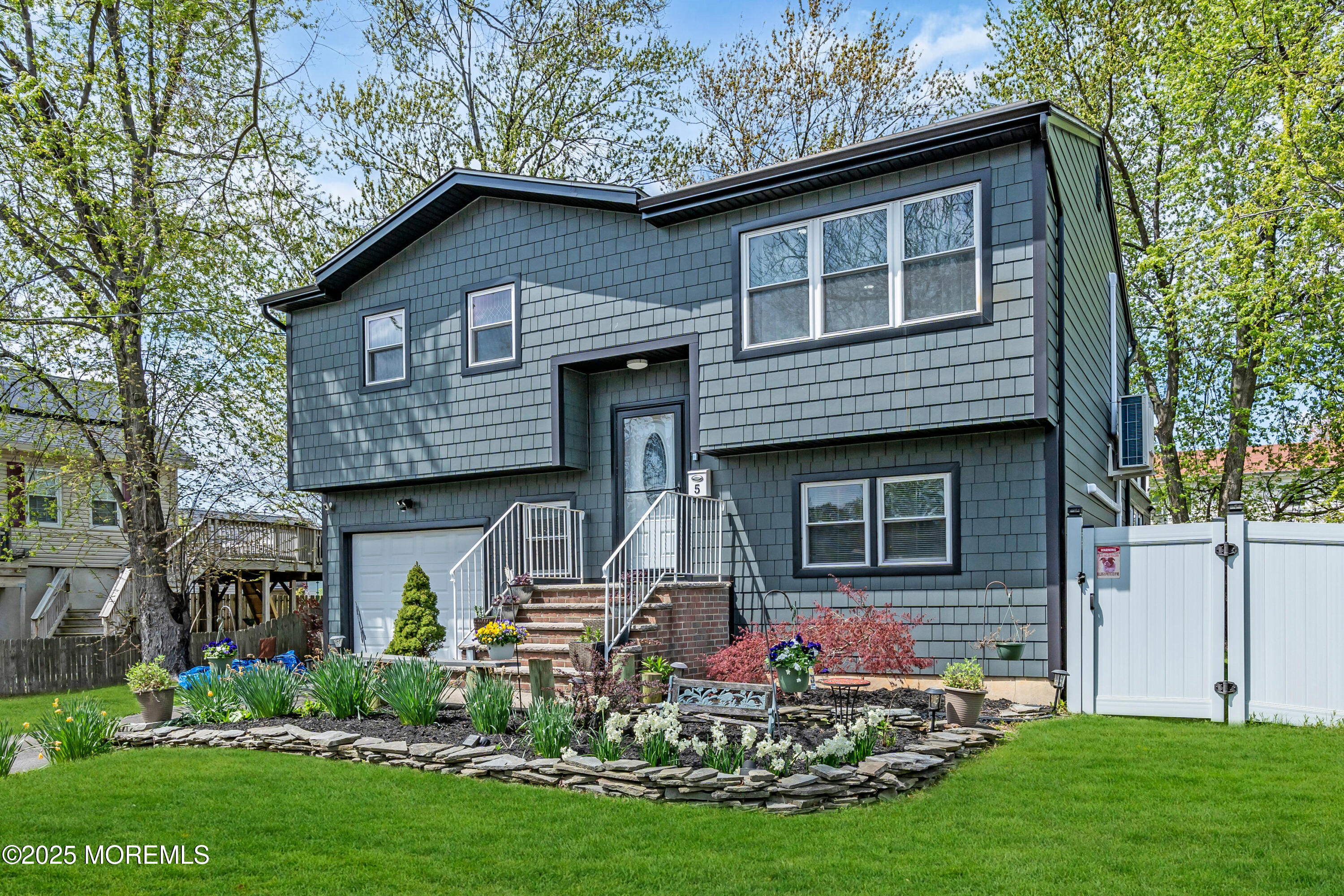 5 Avenue B, Port Monmouth, New Jersey image 3