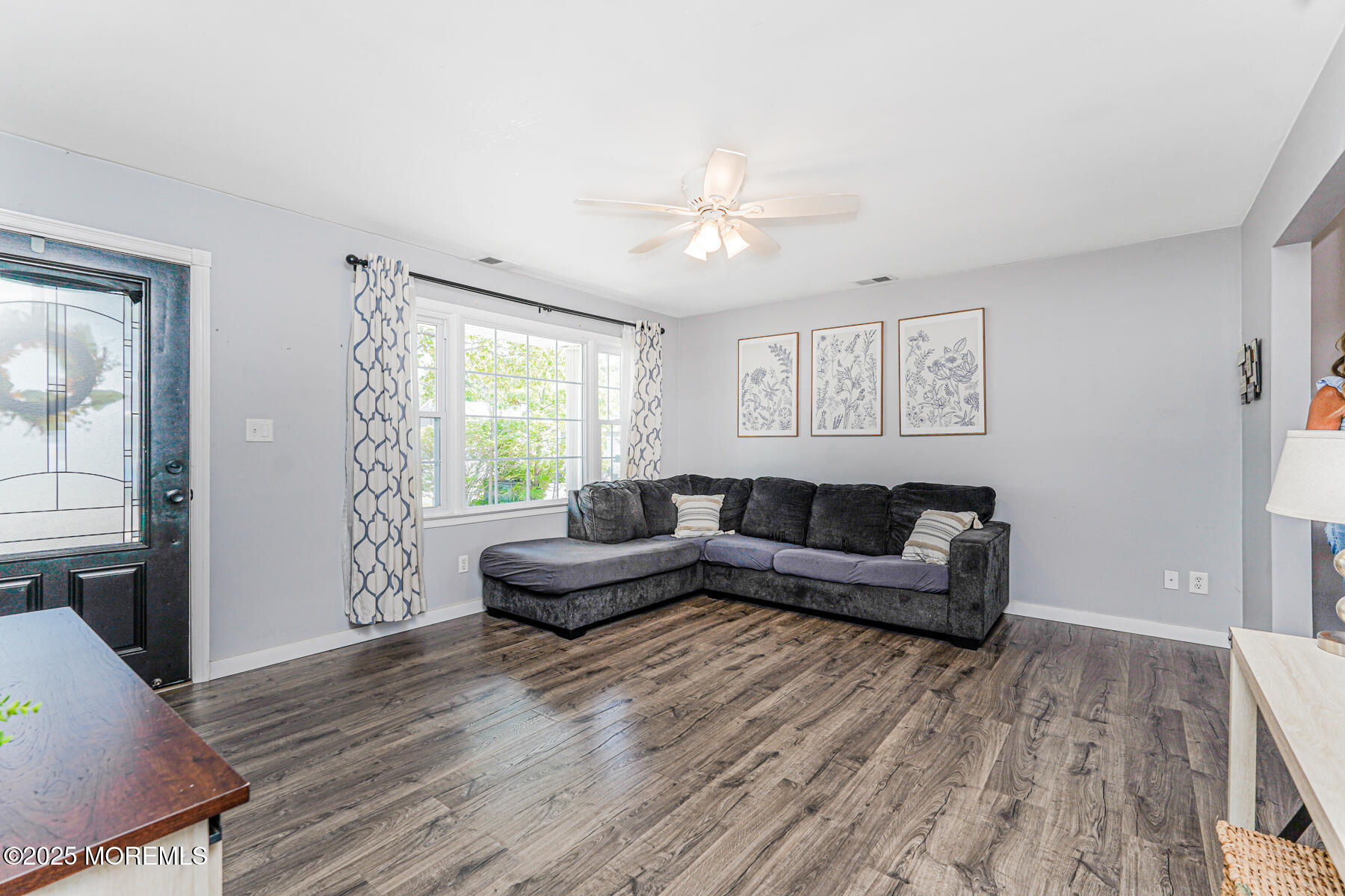 1233 Dove Street