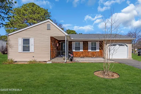 MLS: 22508348