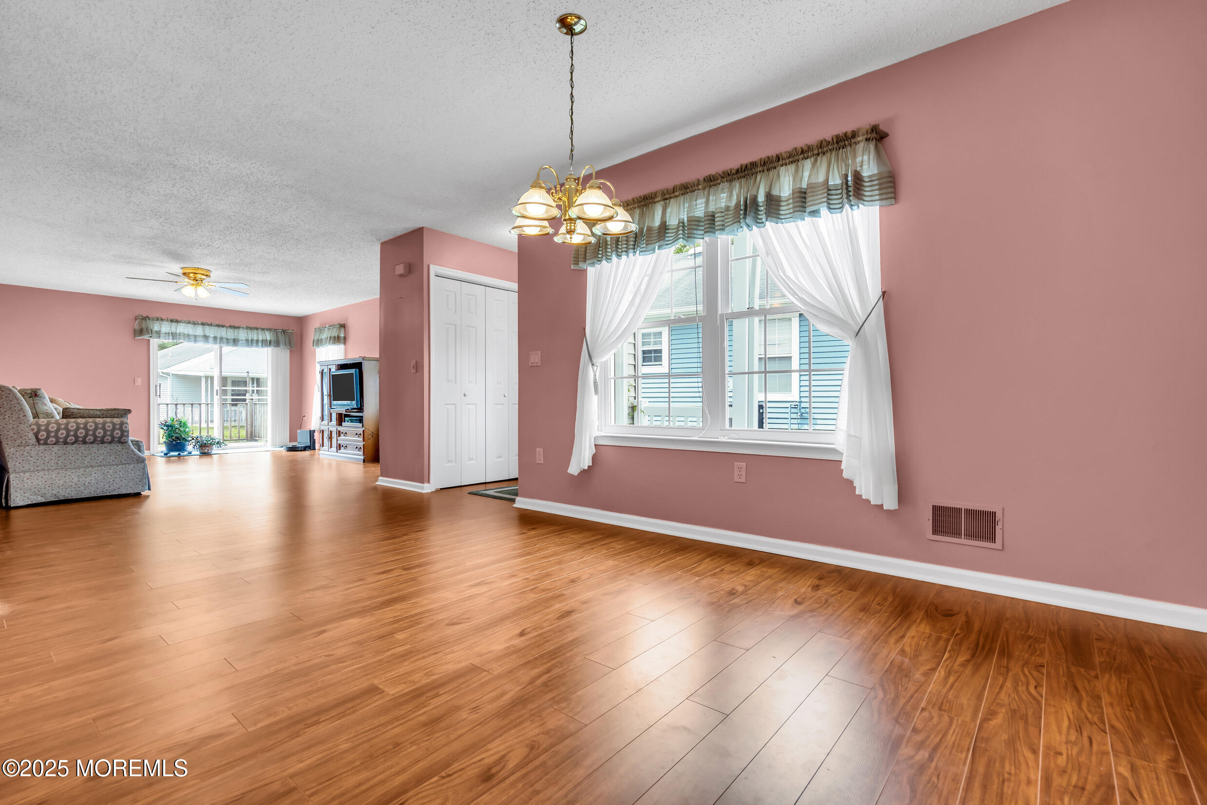 4 Beechwood Court, Barnegat, New Jersey image 9