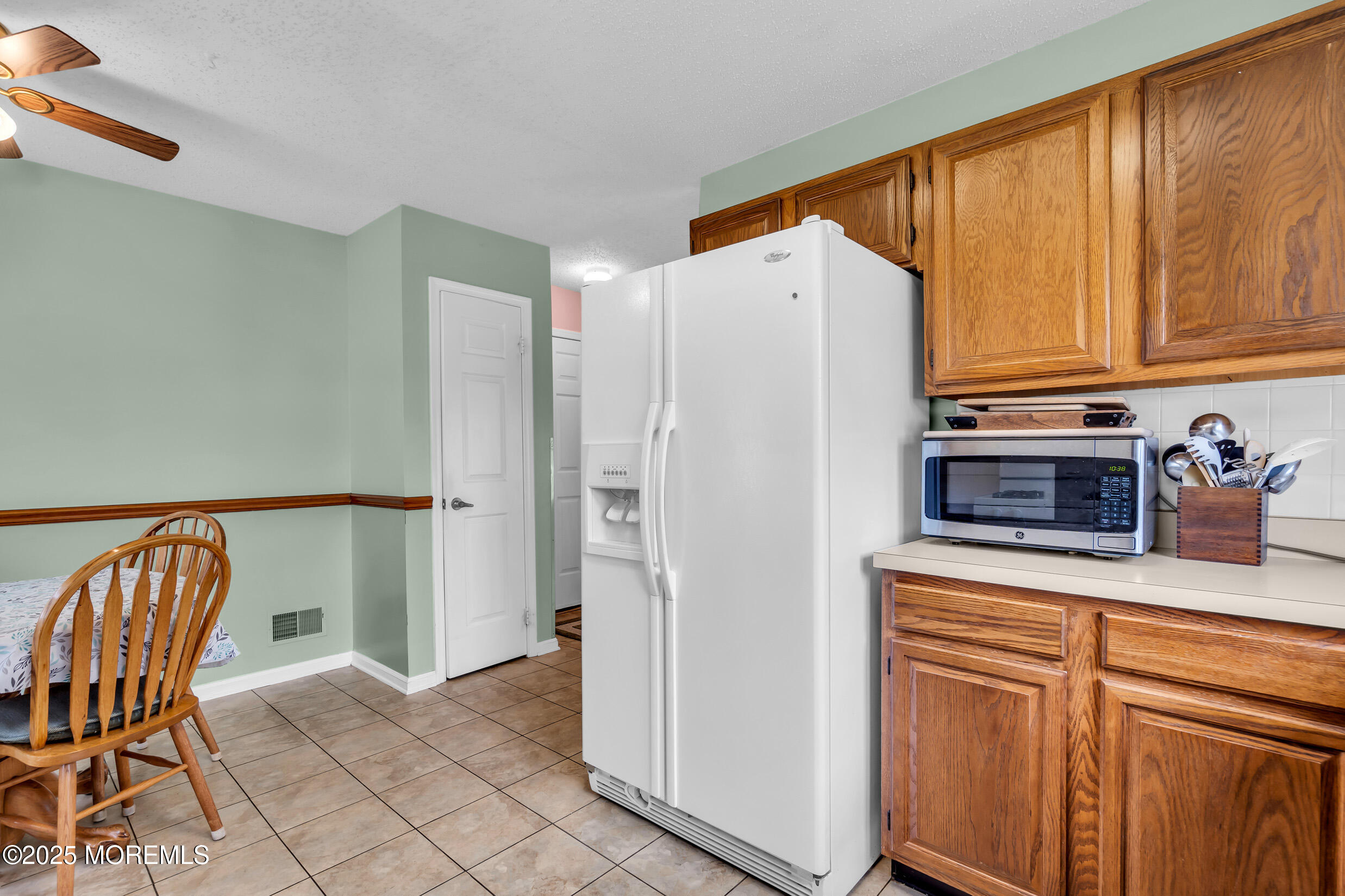 4 Beechwood Court, Barnegat, New Jersey image 19