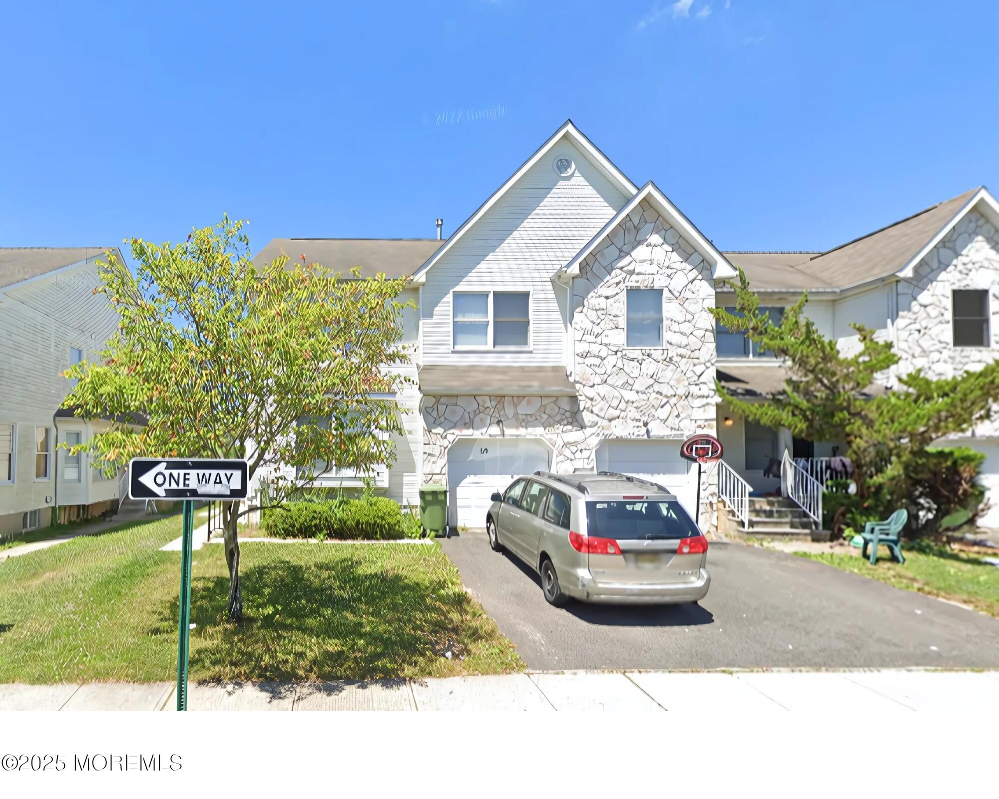 69 N Crest Place, Lakewood, New Jersey image 1