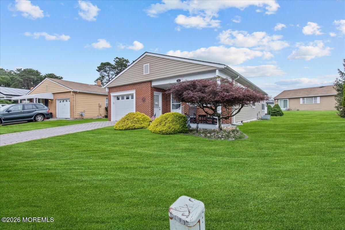 16 Speighstown Place