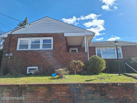 Homes For Sale - 411 Lefferts Street<br/> Middlesex County, South Amboy, NJ 08879