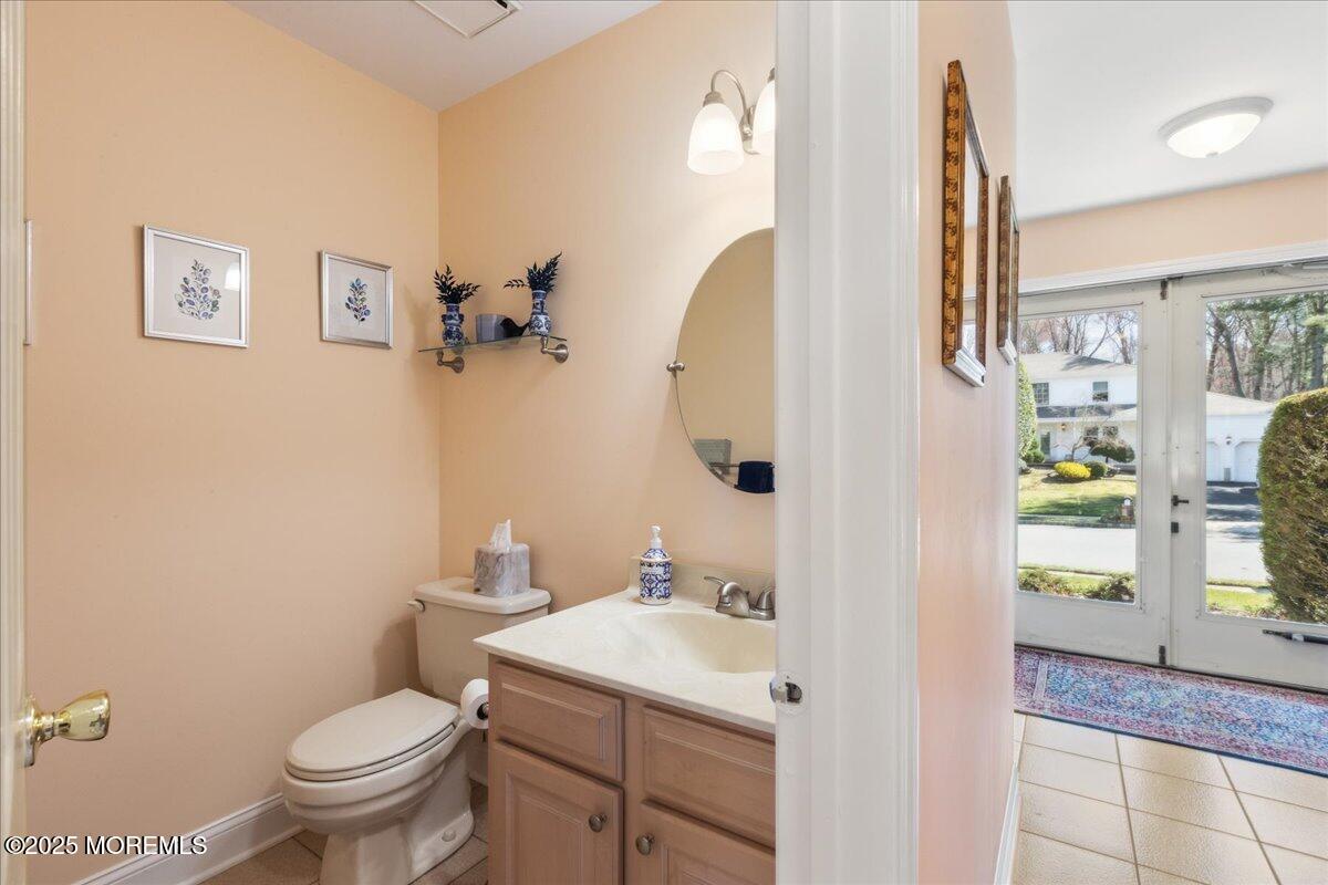 36 Colts Run, Marlboro, New Jersey image 16