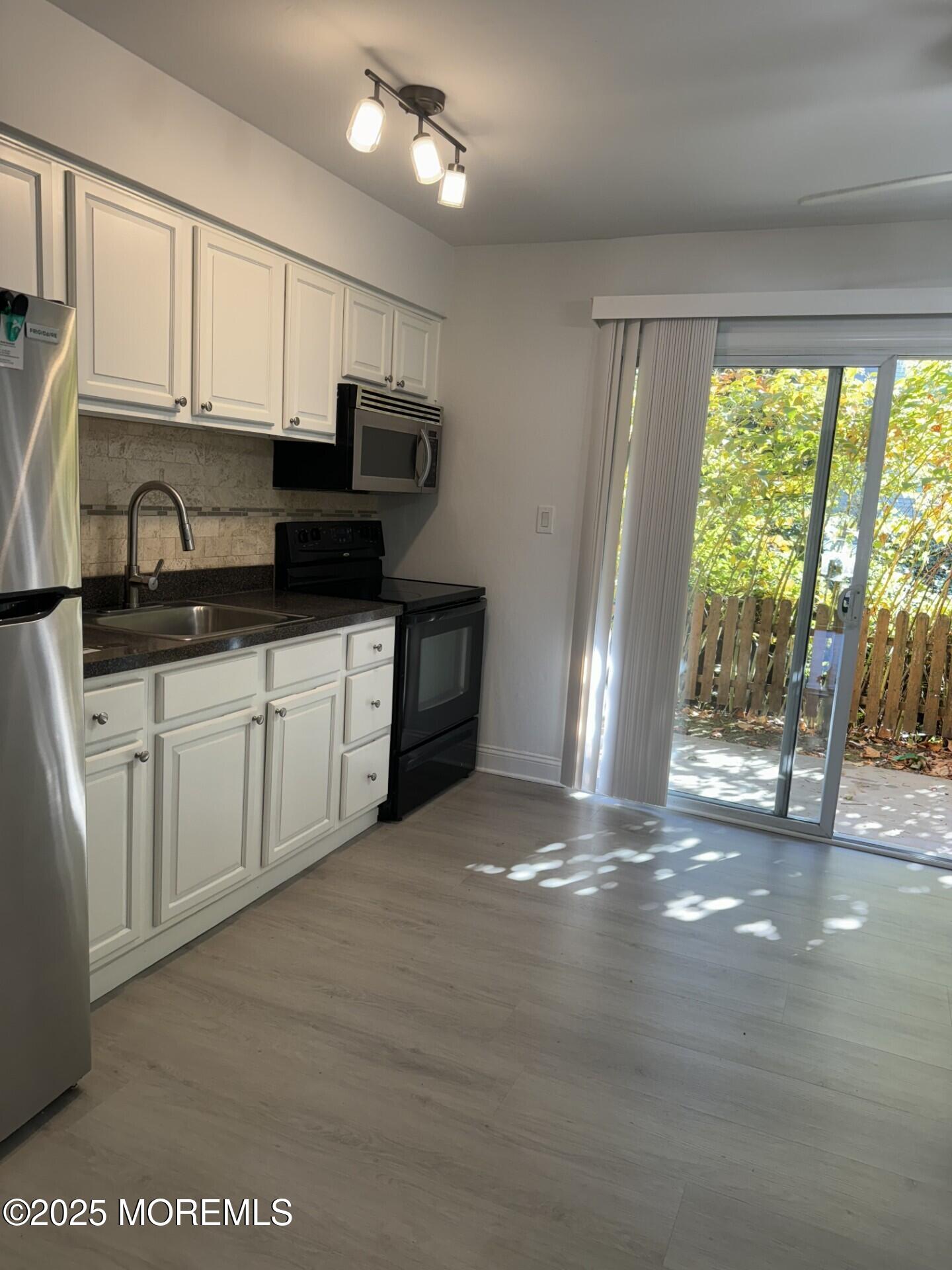 96 East Avenue #19, Atlantic Highlands, New Jersey image 4