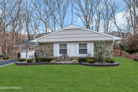 49 Juniper Place, Aberdeen, NJ 07747 - MLS#: 22505584