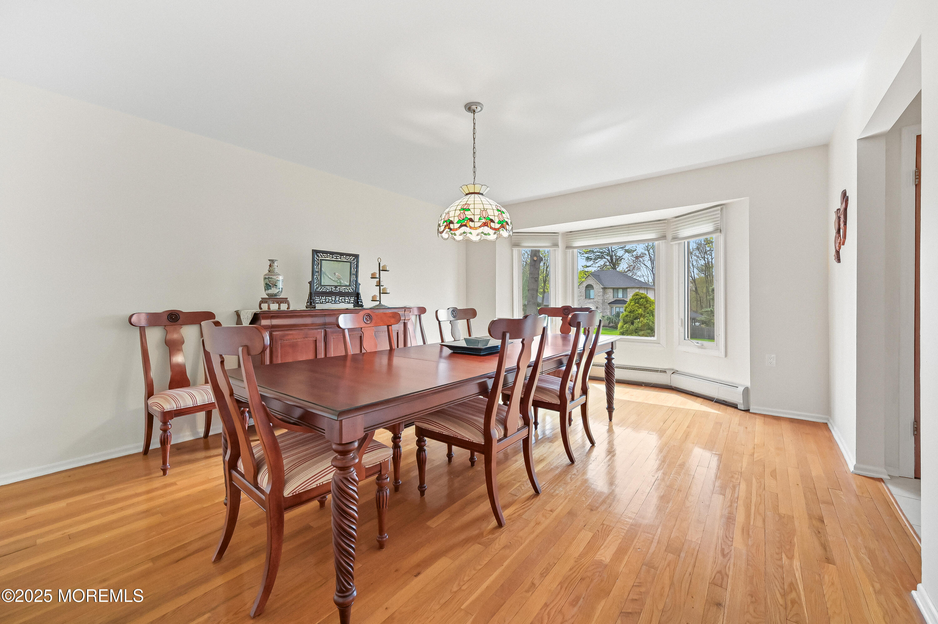 6 Cambridge Court, Manalapan, New Jersey image 5