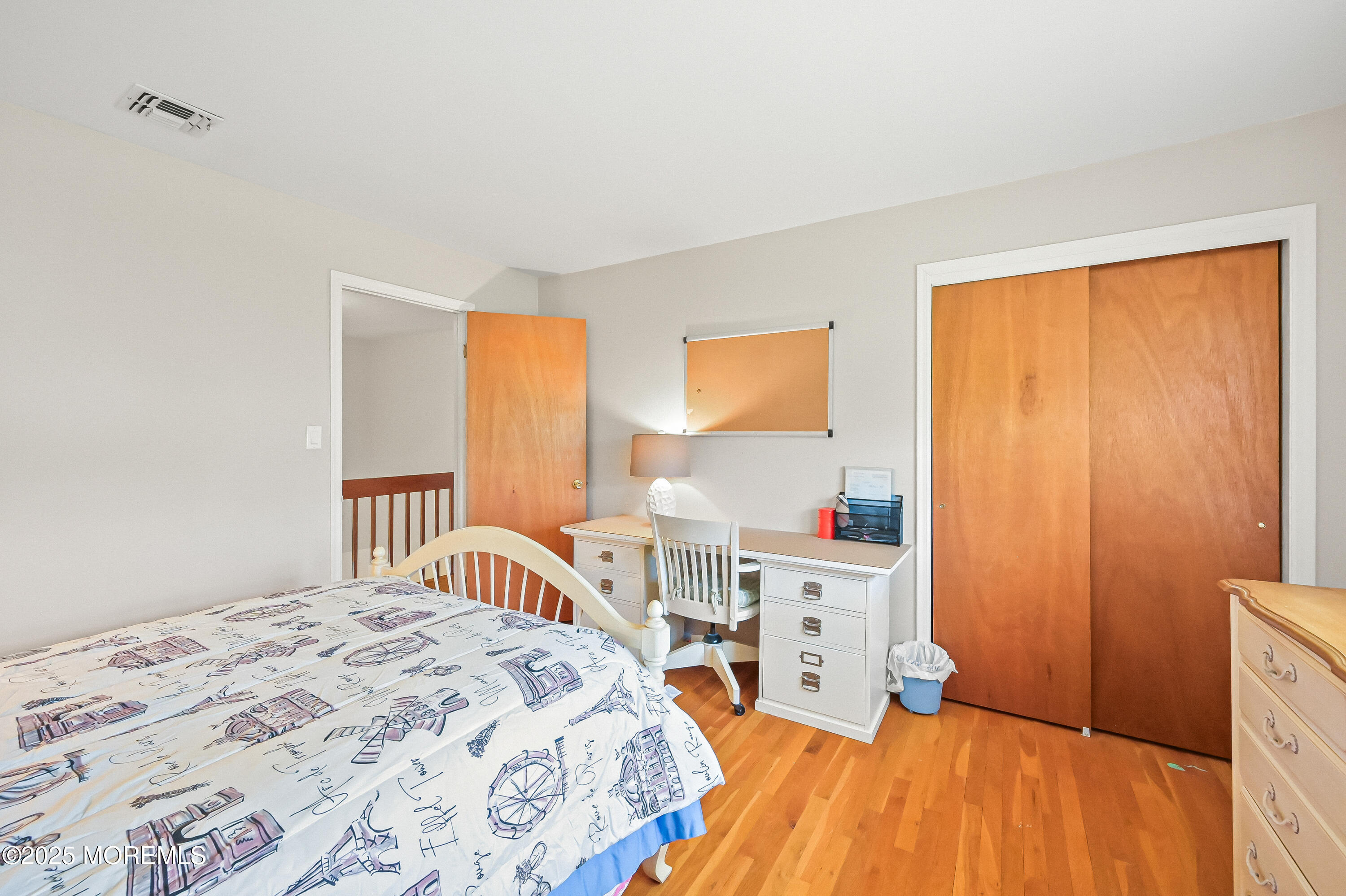 6 Cambridge Court, Manalapan, New Jersey image 23