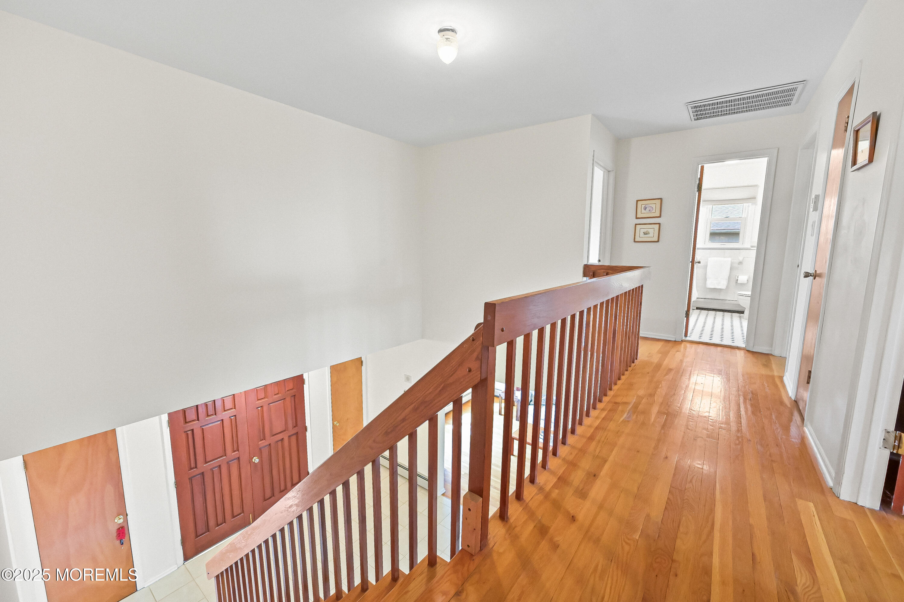 6 Cambridge Court, Manalapan, New Jersey image 21