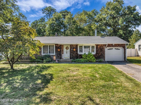 Homes For Sale - 451 Beacon Street<br/> Toms River, NJ 08757