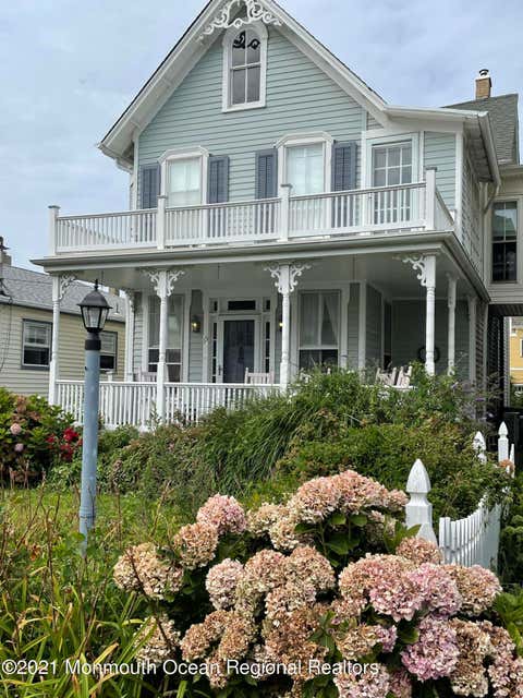 Homes For Rent - 15 Pitman Avenue<br/> Ocean Grove, NJ 07756