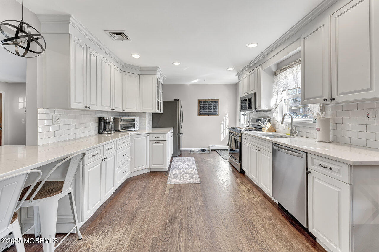 606 Carol Avenue, Oakhurst, New Jersey image 17
