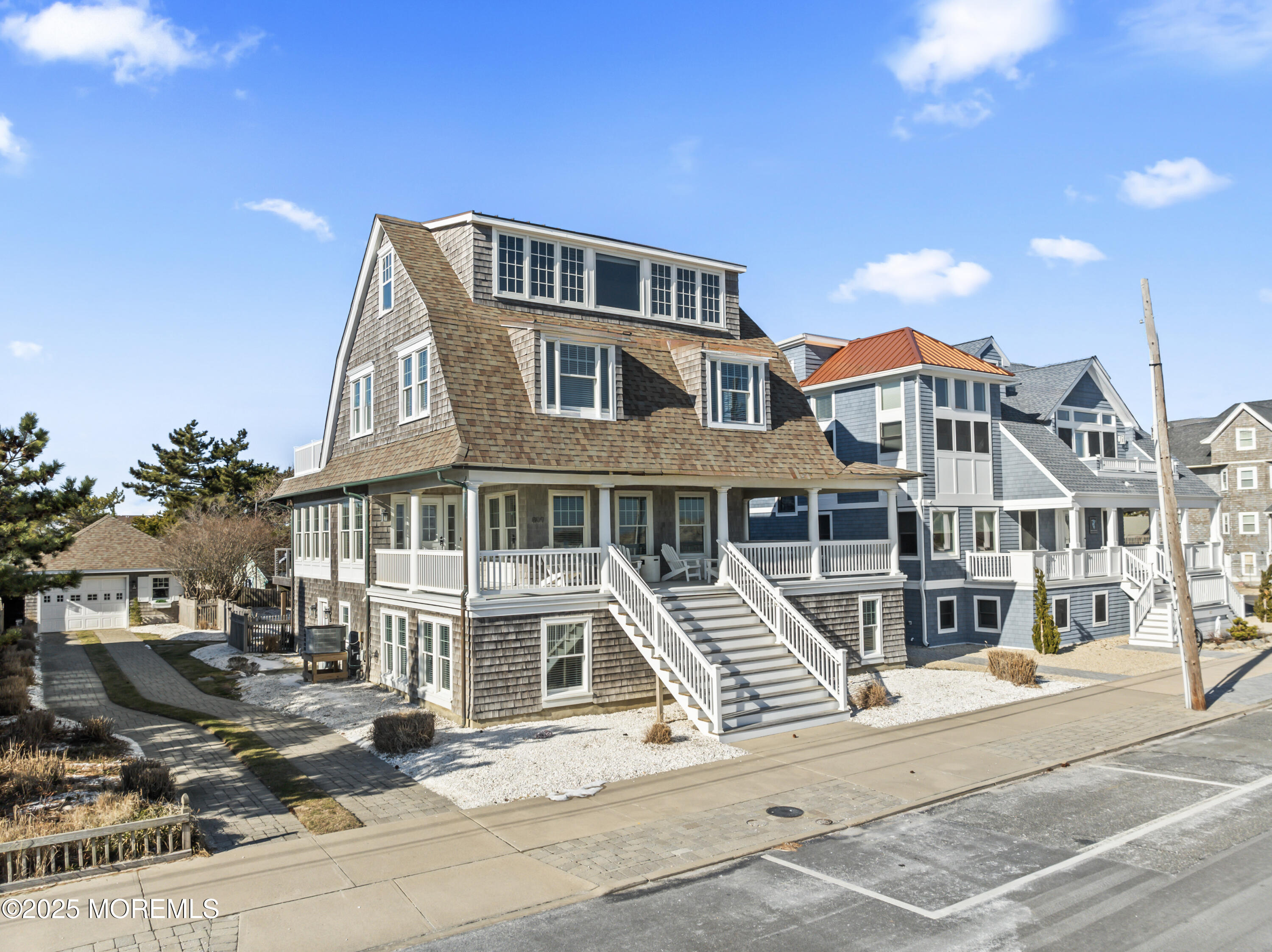 809 S Ocean Avenue