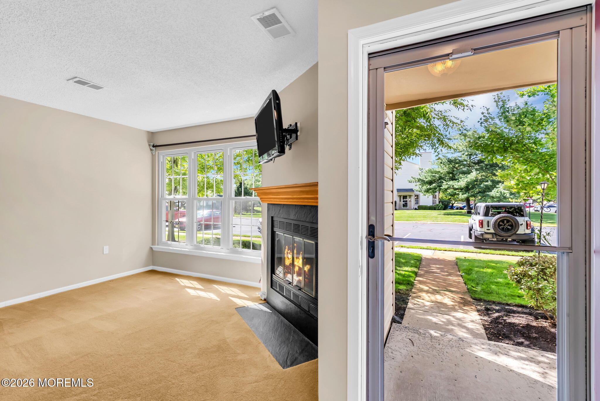 19 Remington Drive 3