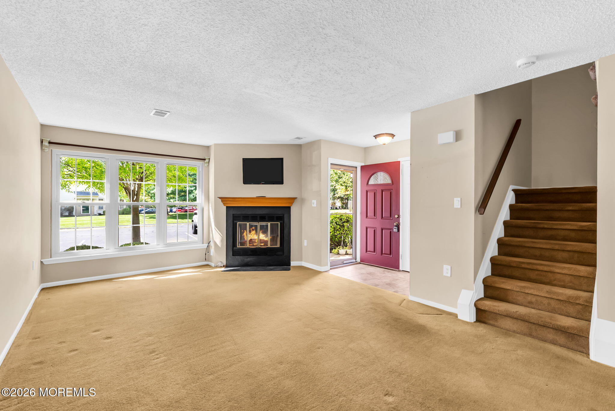 19 Remington Drive 3