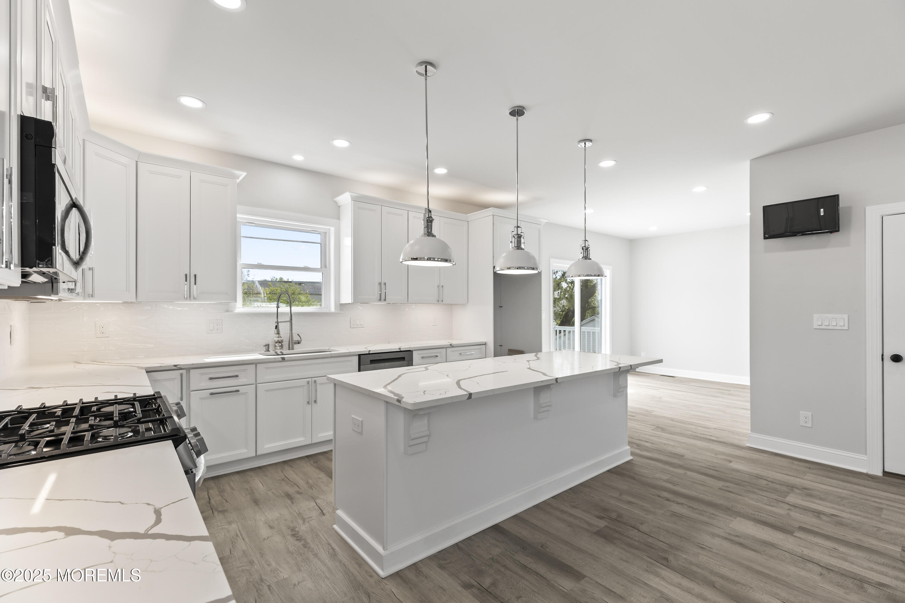 204 Morningside Avenue, Union Beach, New Jersey image 8