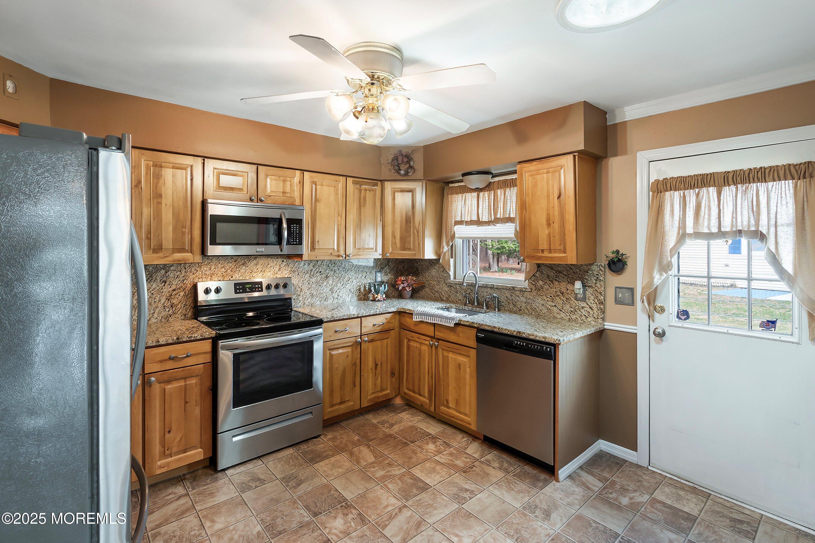 91 Birchwood Drive #B, Manchester, New Jersey image 14