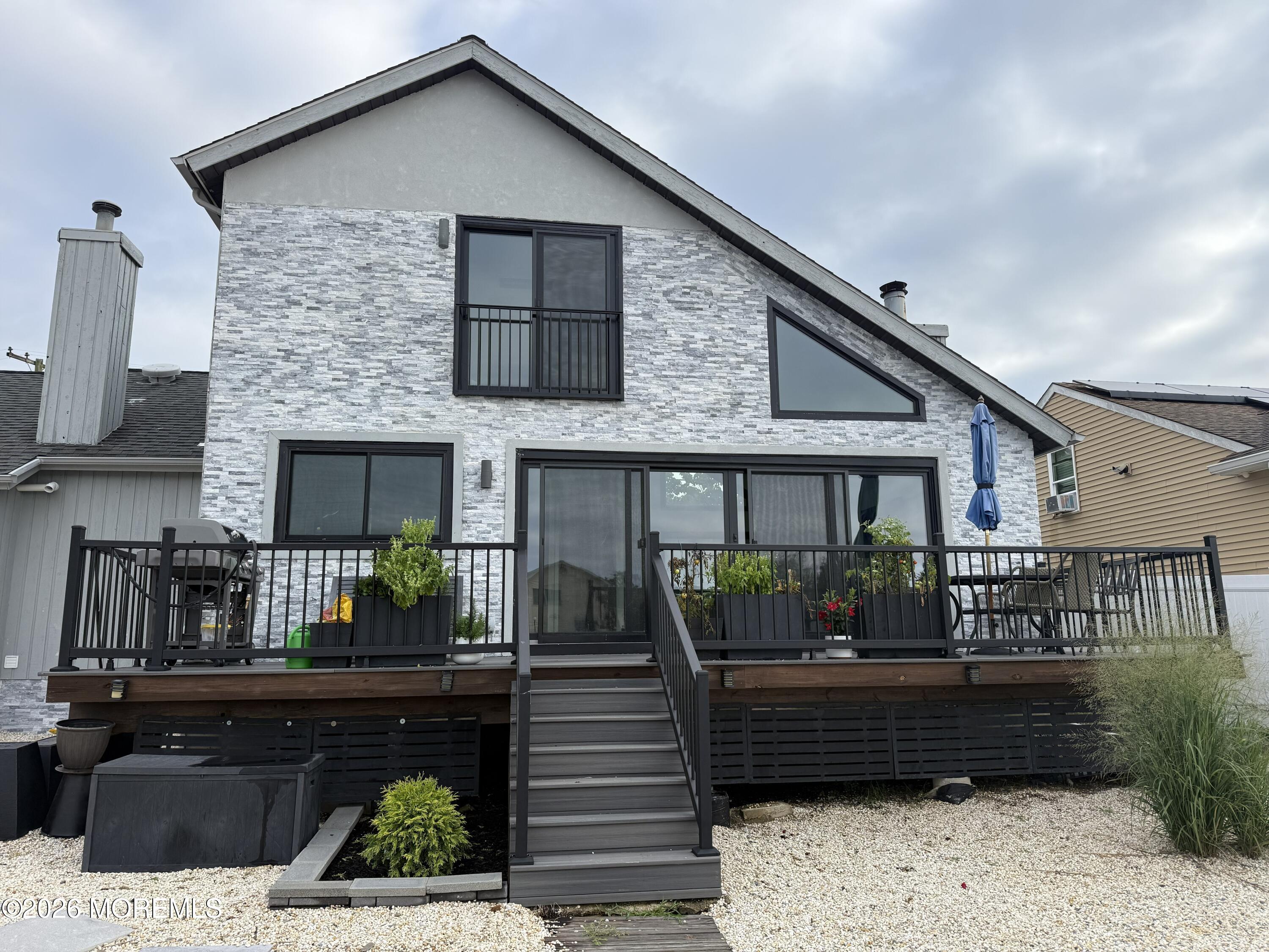 15 Parkers Point Boulevard