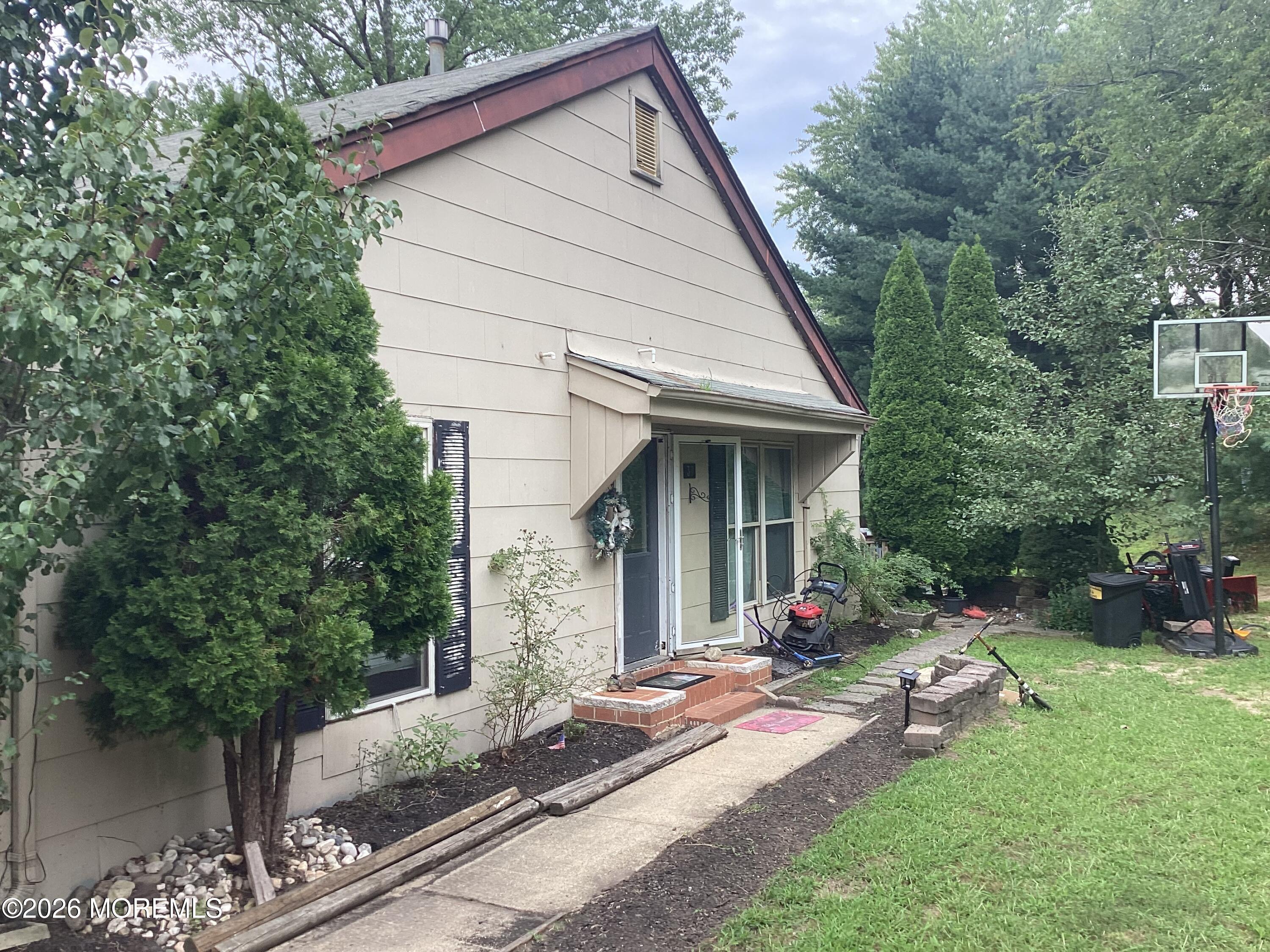 3 Botanical Way 304