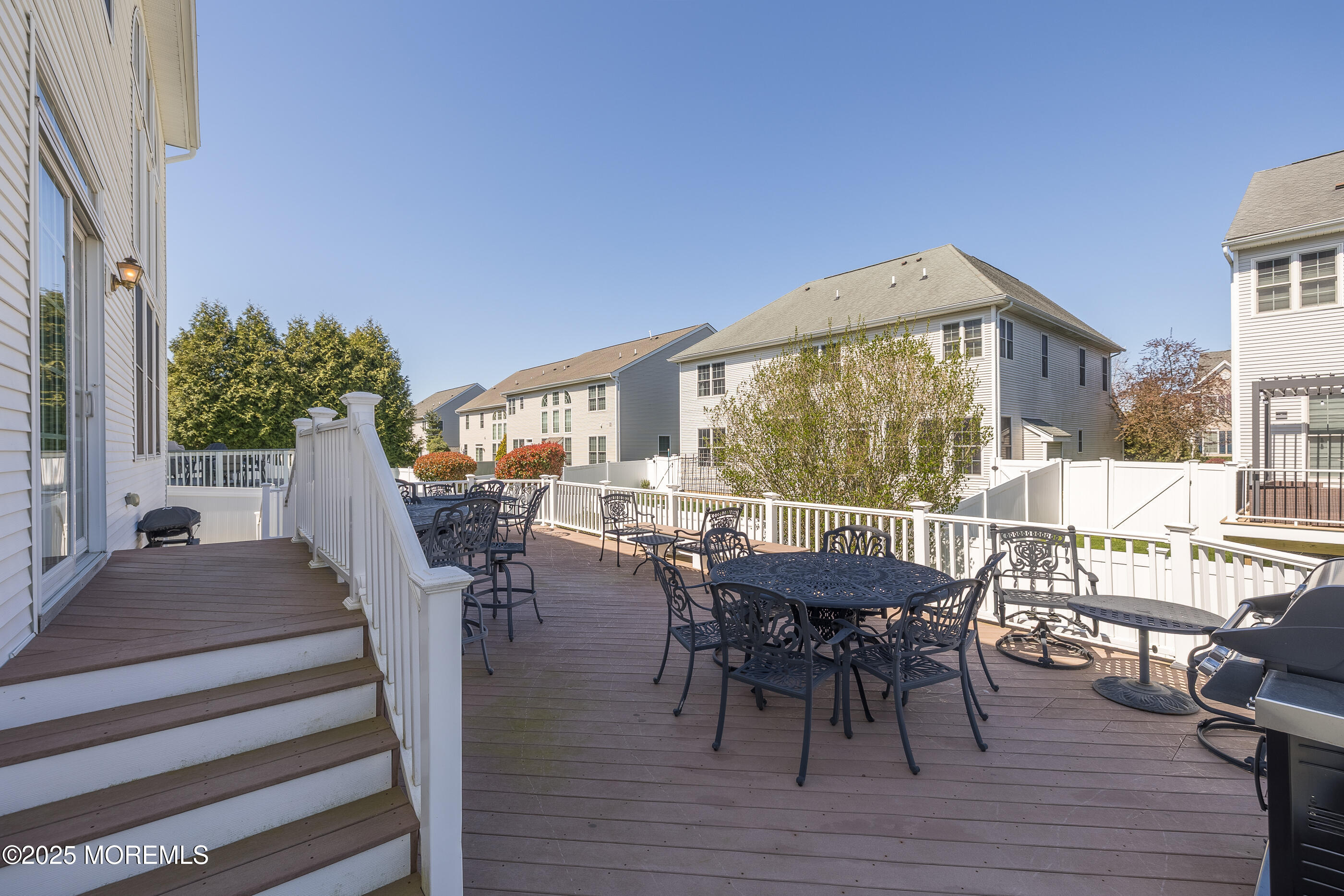 11 Elm Lane, Manalapan, New Jersey image 34