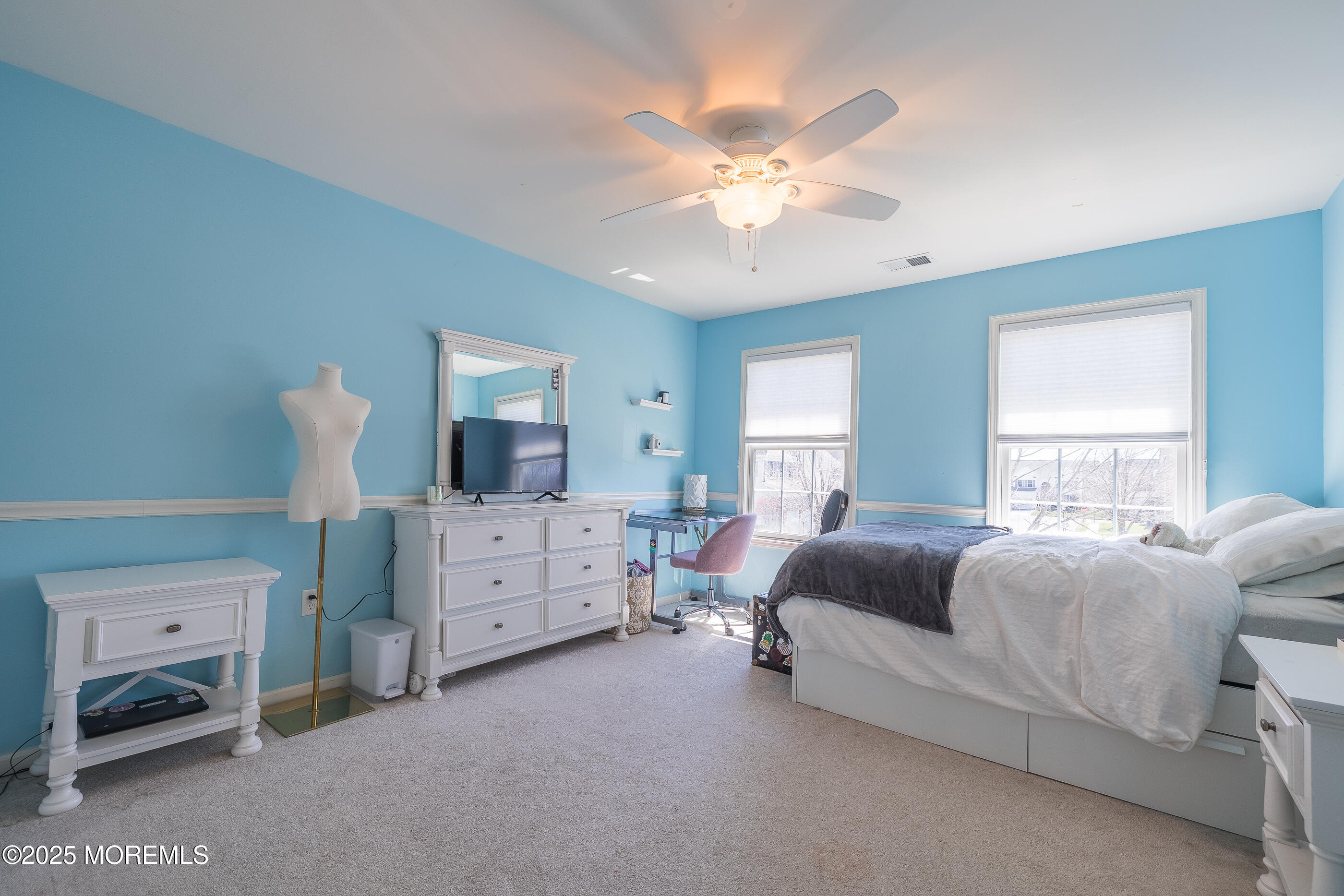 11 Elm Lane, Manalapan, New Jersey image 20
