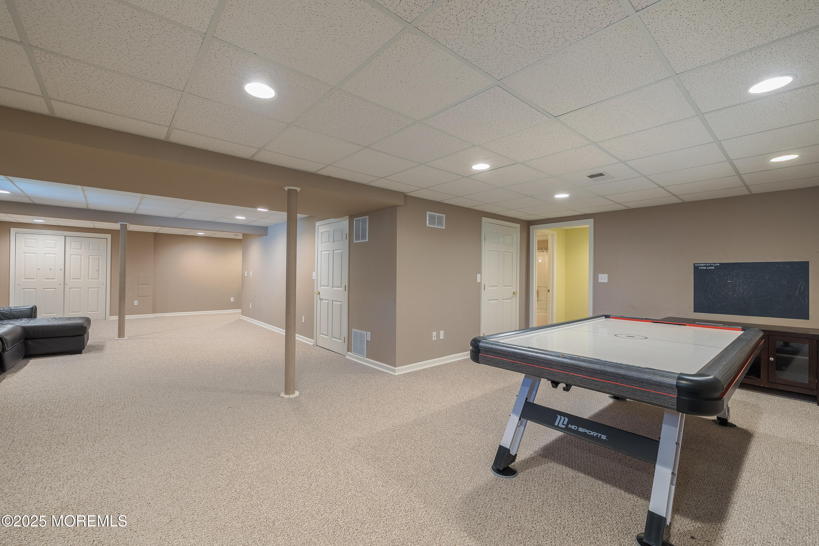 11 Elm Lane, Manalapan, New Jersey image 30