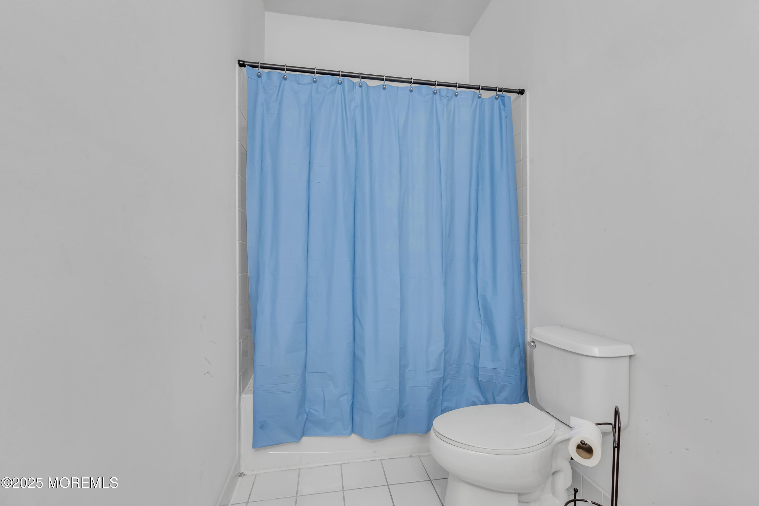 41 Hedgerow Lane, Manalapan, New Jersey image 40