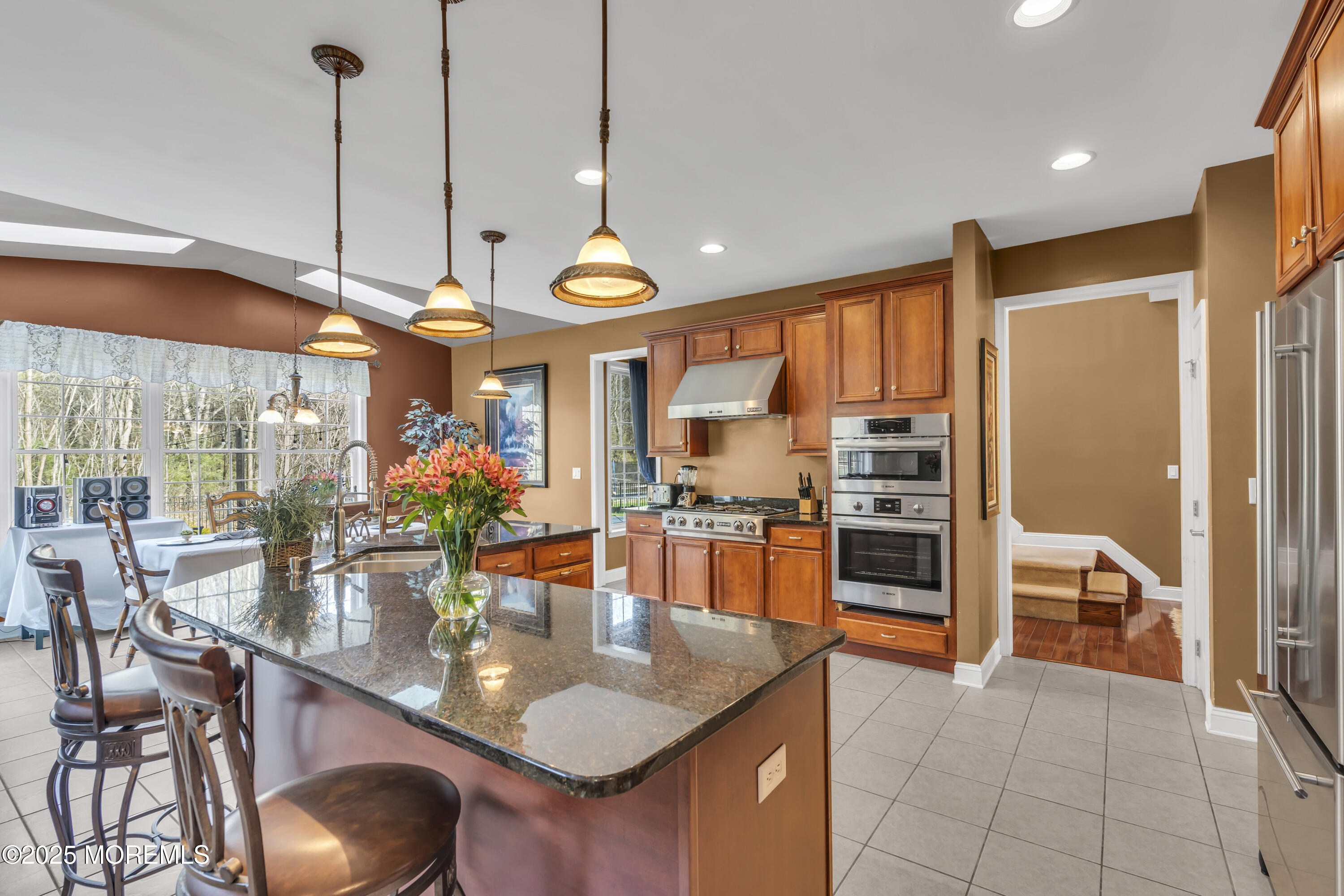 41 Hedgerow Lane, Manalapan, New Jersey image 23