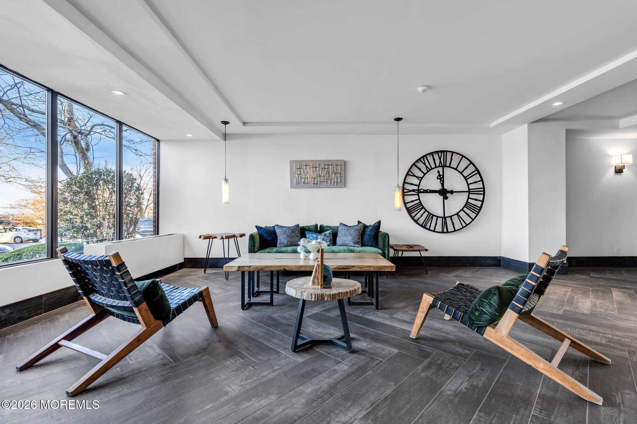 10 Ocean Boulevard 4A