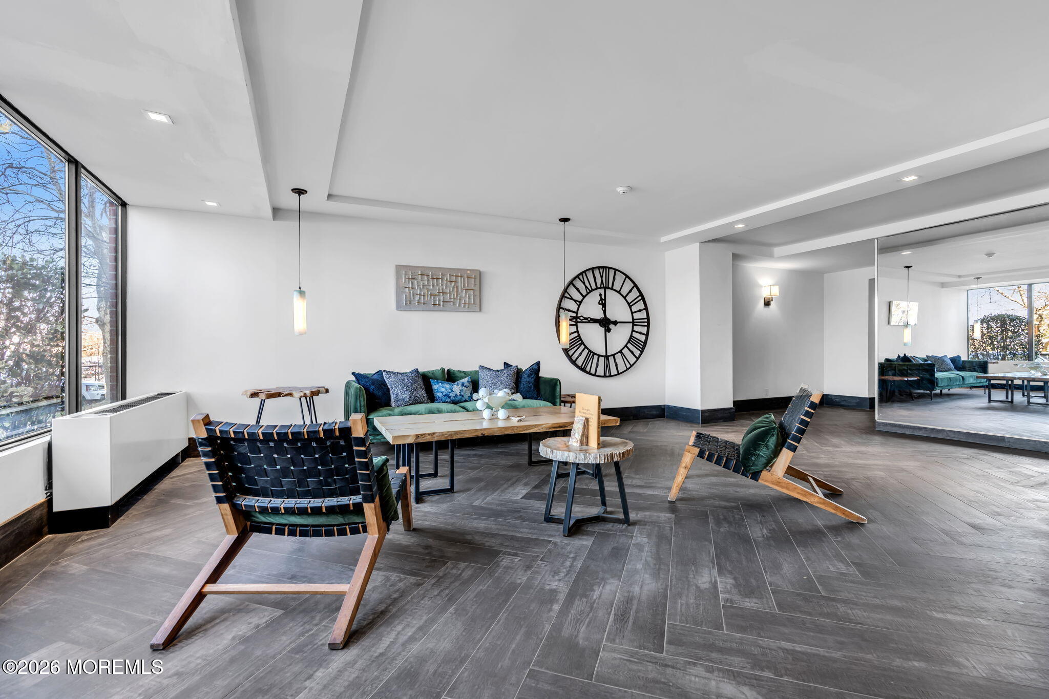 10 Ocean Boulevard 4A