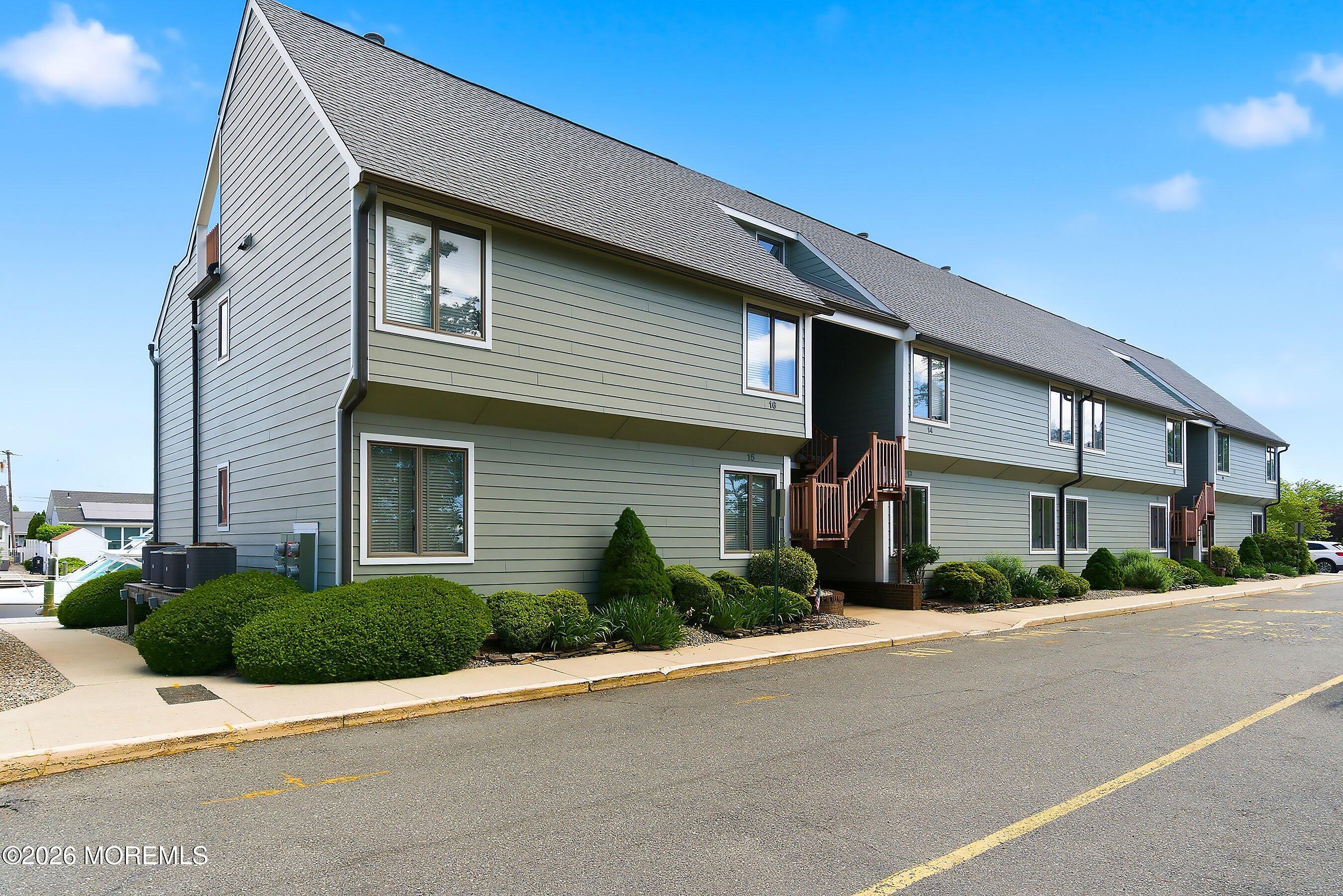 13 Hidden Harbor Drive 13