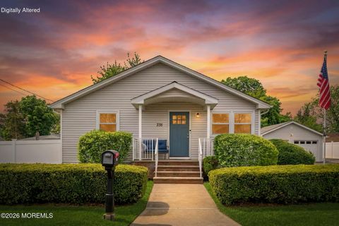 Photo of 238 Forepeak Avenue, Beachwood, NJ 08722 (MLS # 22611384)