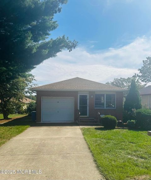 53 Sycamore Road Manahawkin NJ 08050