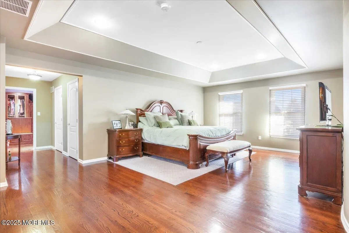 Freehold, New Jersey 07728, United States, 5 Bedrooms Bedrooms, ,6 BathroomsBathrooms,Residential,Pending,10405