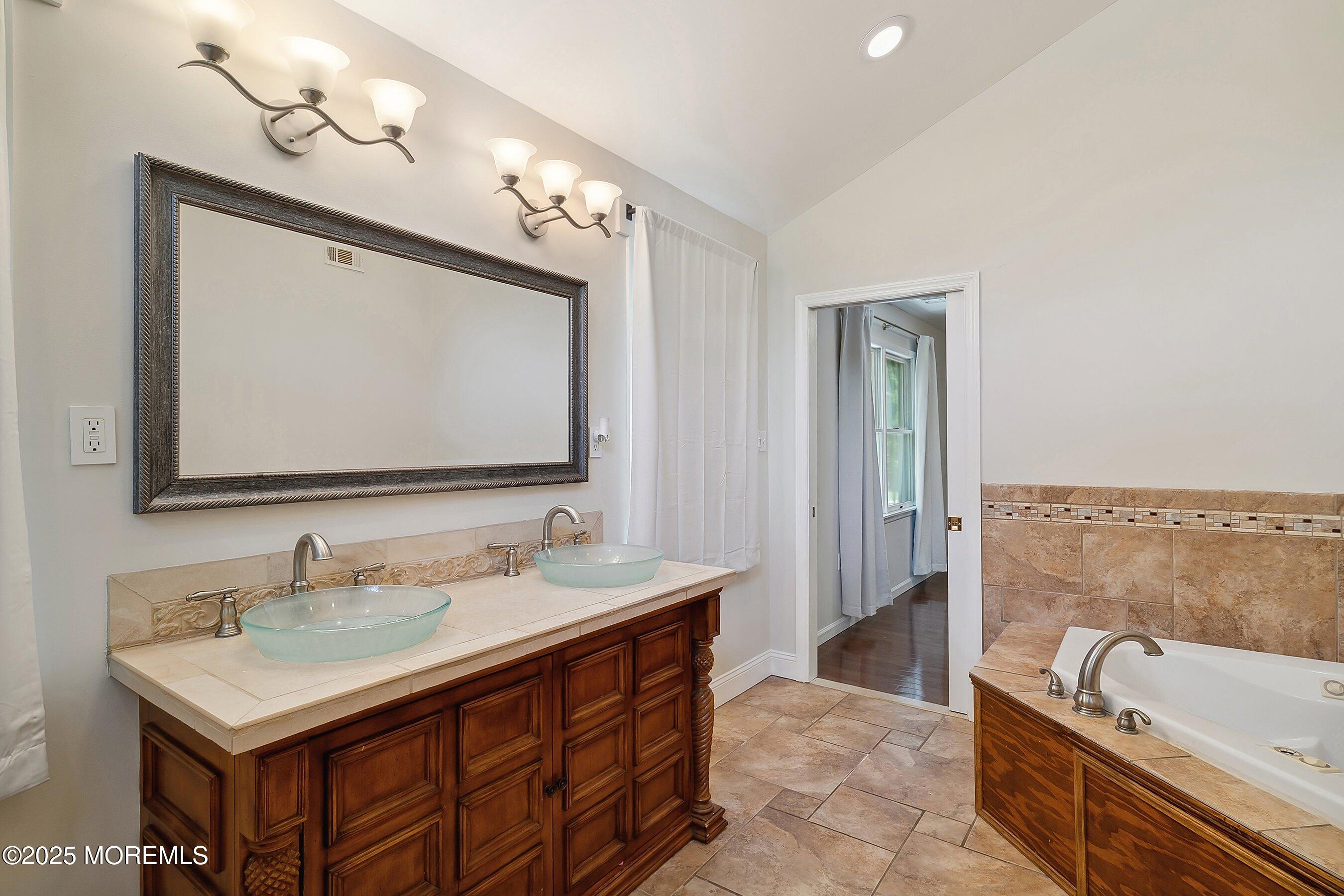 103 Mercer Avenue, Manahawkin, New Jersey image 33