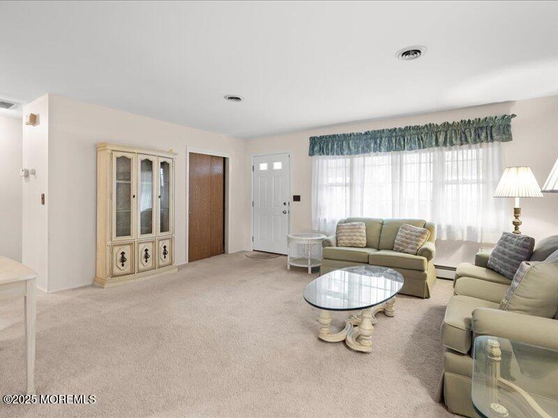 1 Manassas Drive, Toms River, New Jersey image 6