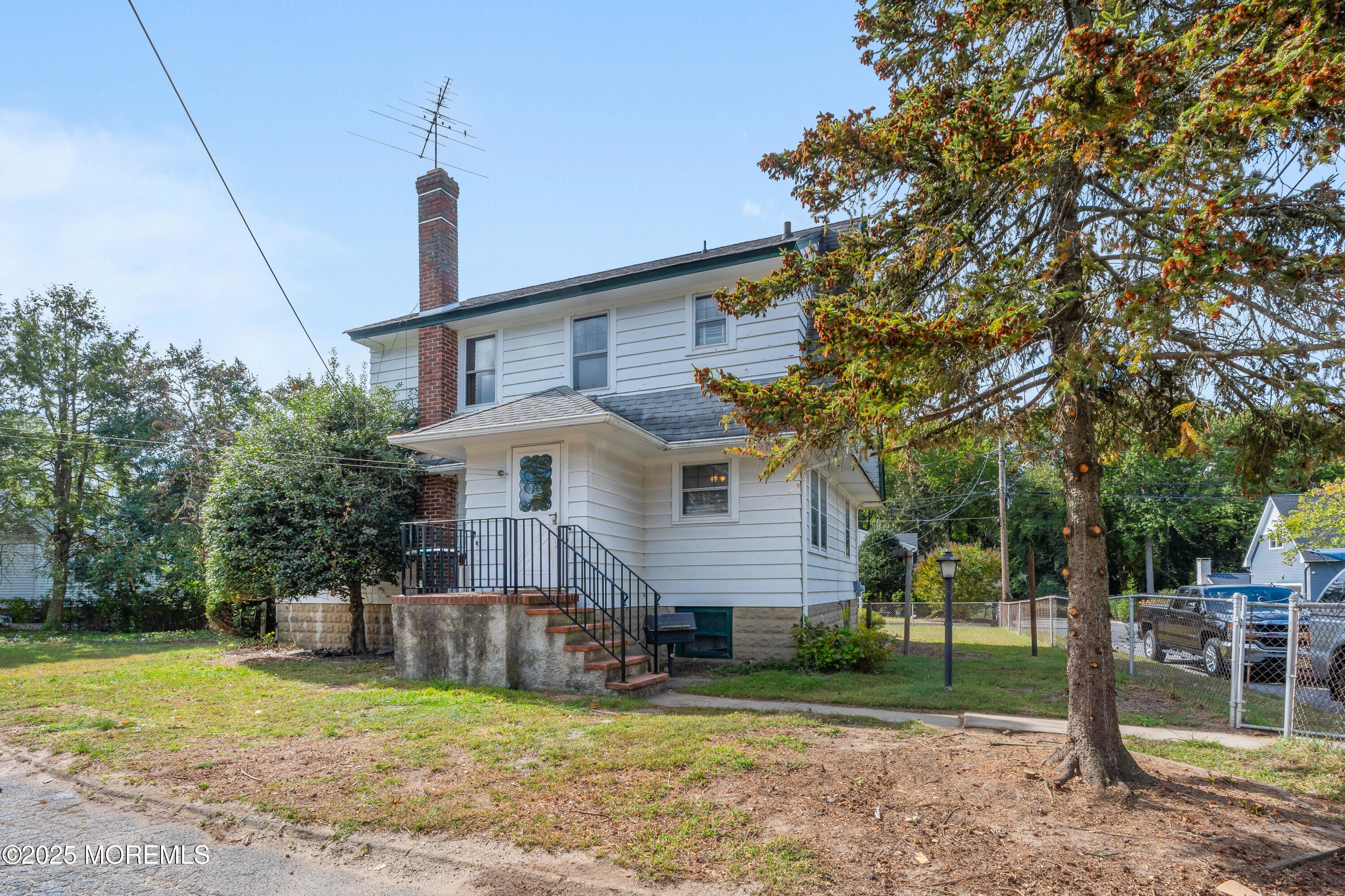 22 Mercer Avenue