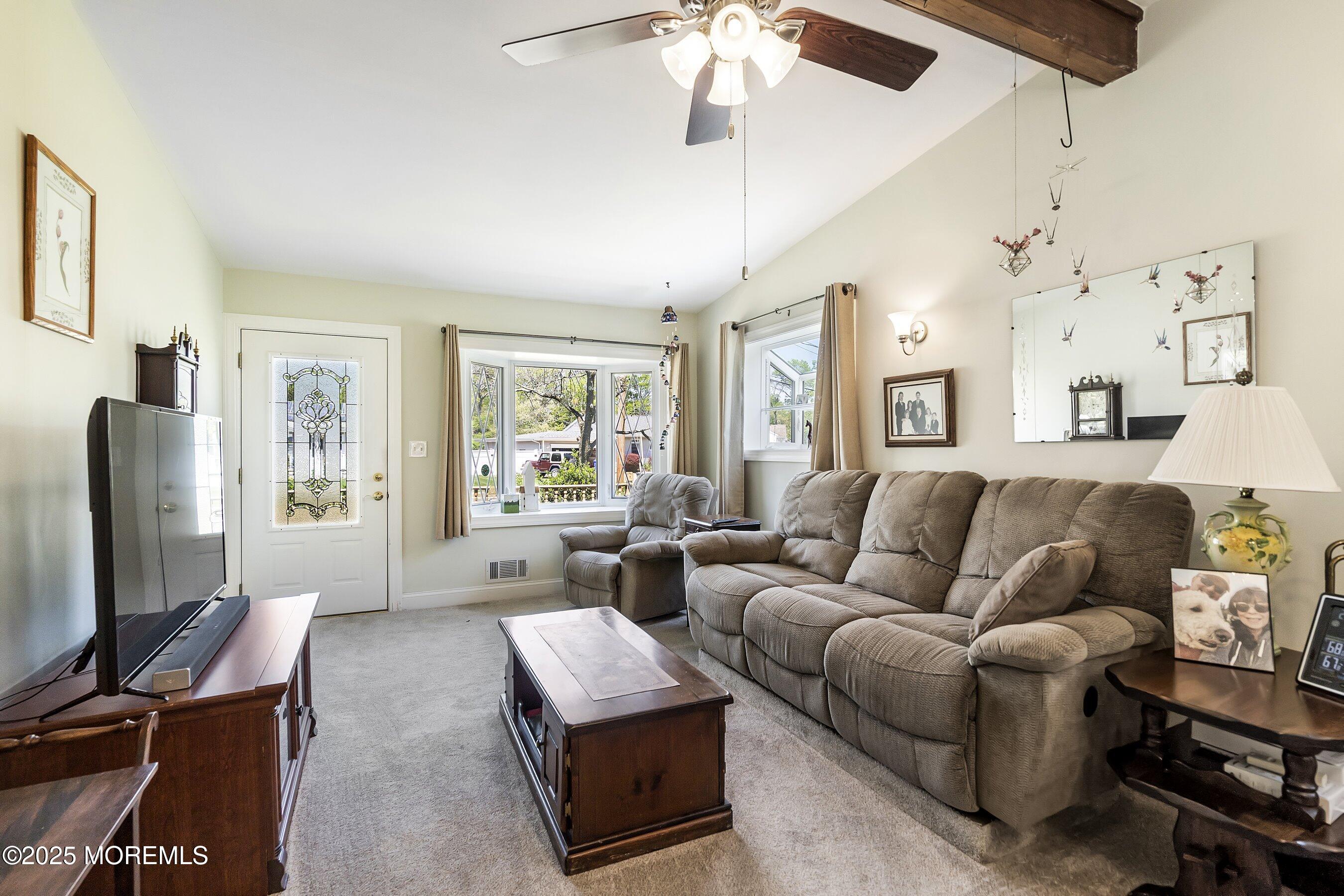 17 Chestnut Hill Drive, Toms River, New Jersey image 7