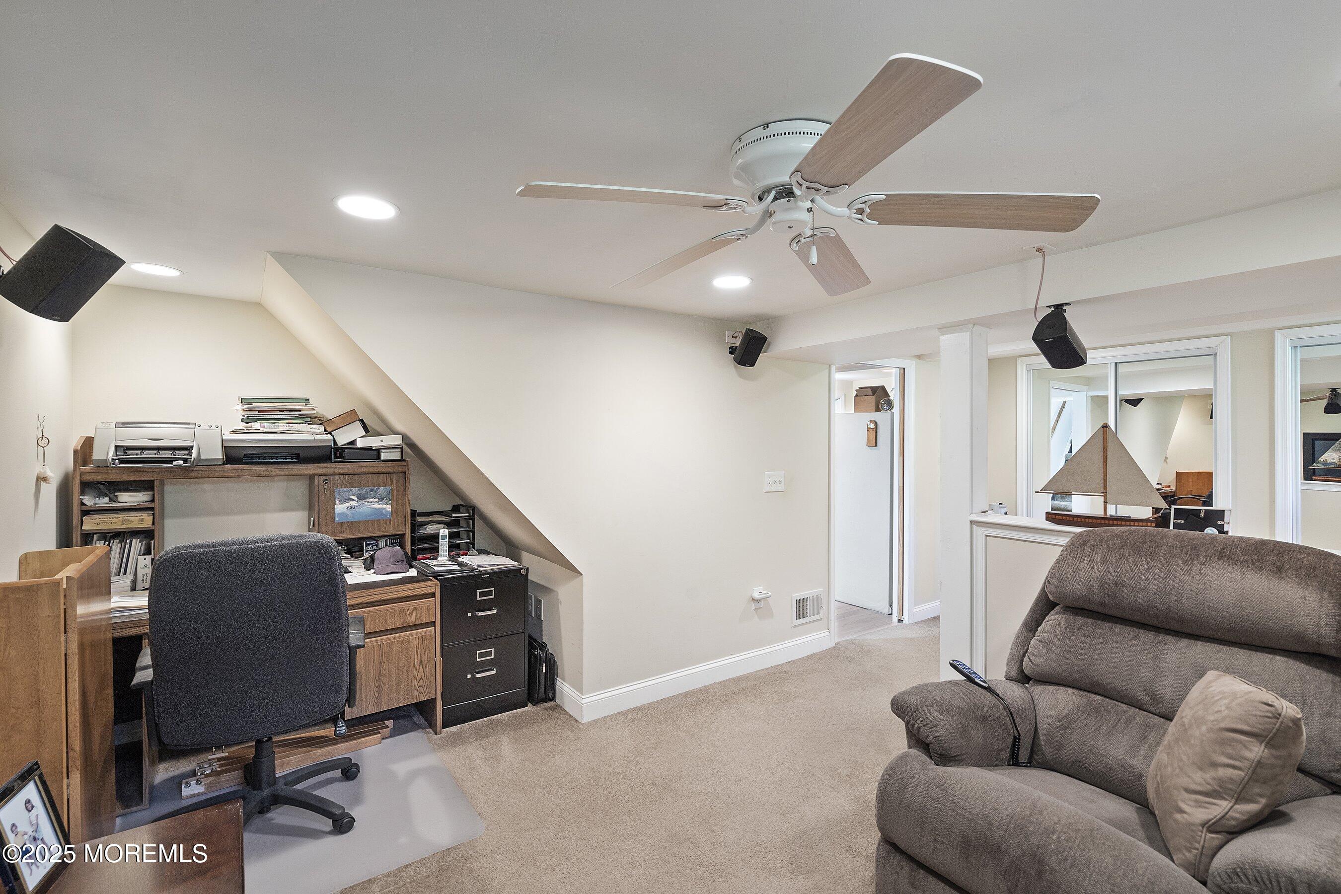 17 Chestnut Hill Drive, Toms River, New Jersey image 26