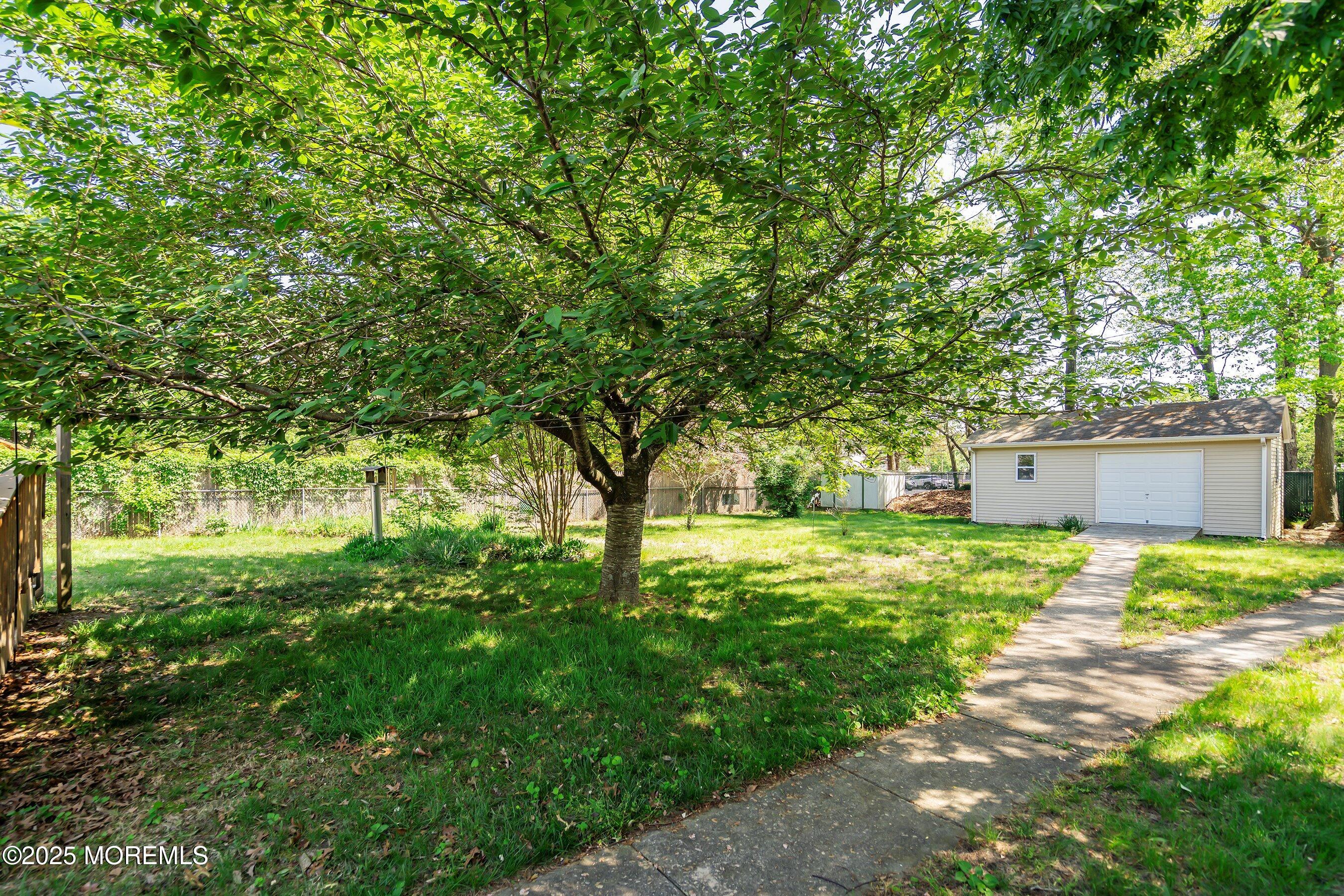 17 Chestnut Hill Drive, Toms River, New Jersey image 35
