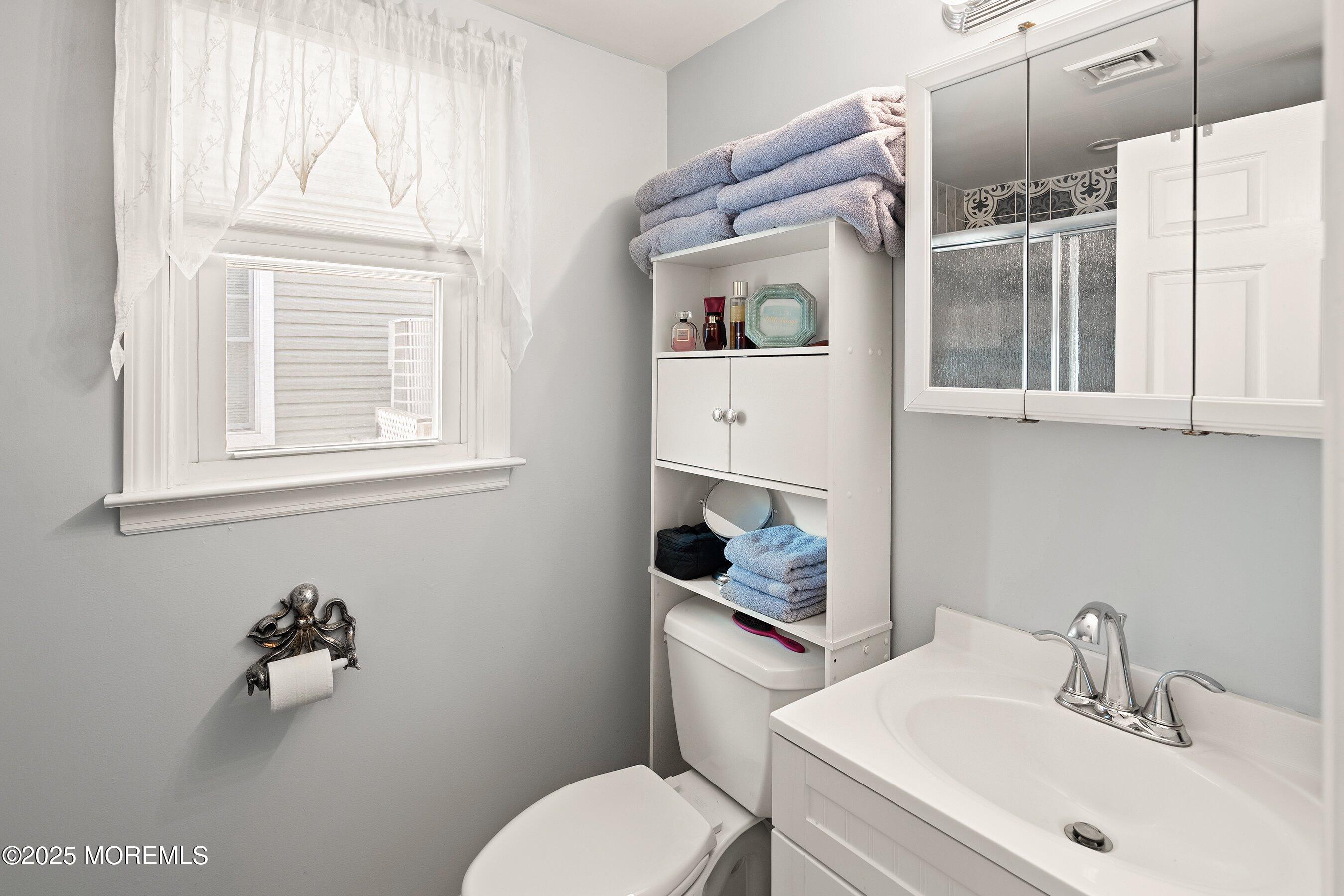 225 Rosewood Drive, Bayville, New Jersey image 19
