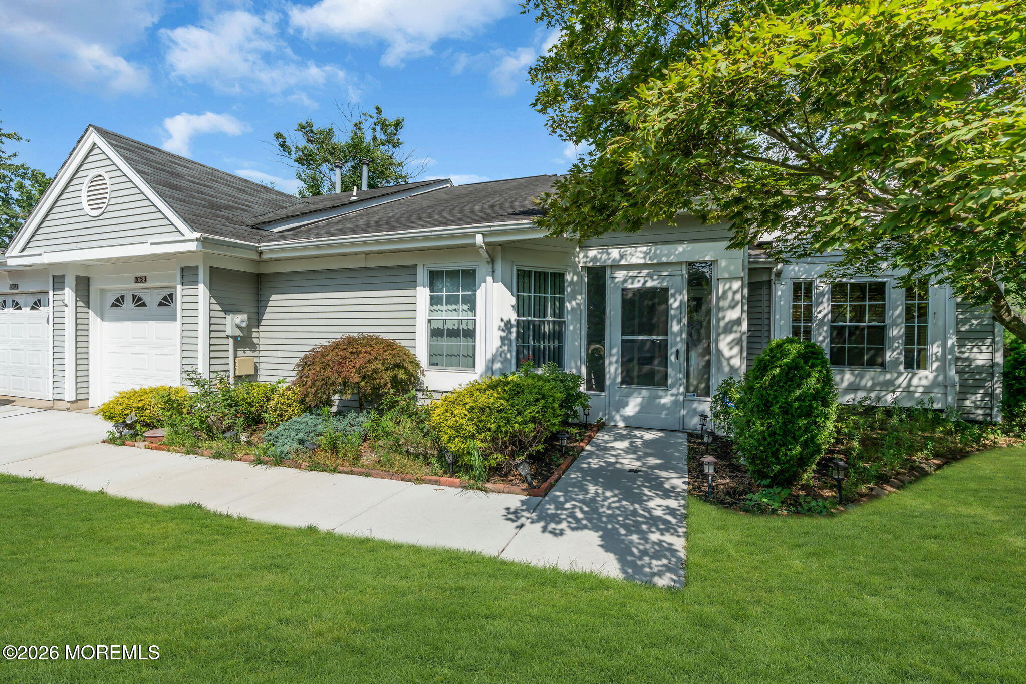 1016B Buckingham Drive