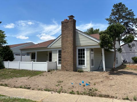 Condo For Sale - 477B Buckingham Drive<br/> Manchester, NJ 08759